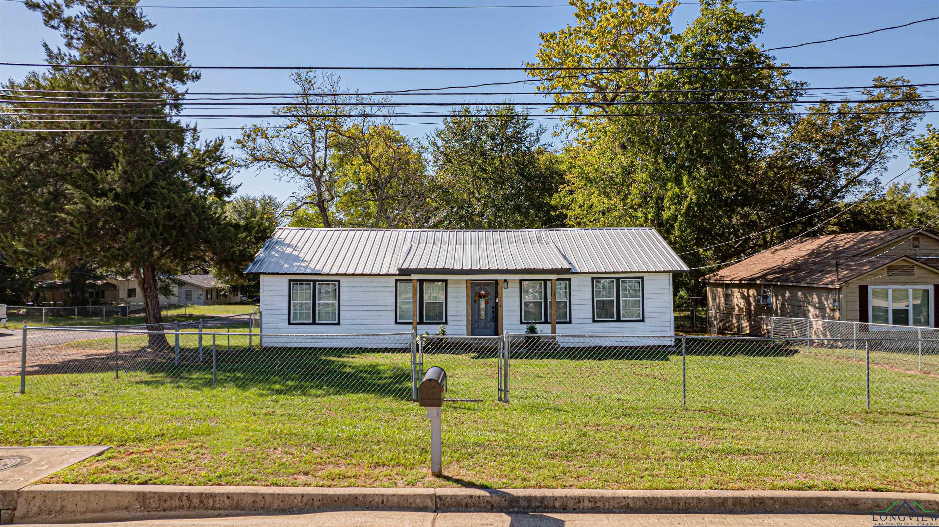 392 E Cr 186, Kilgore, Texas image 1