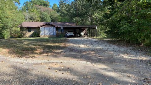 Homes For Sale - 241 County Road 2226<br/> Morris County, Daingerfield, TX 75638