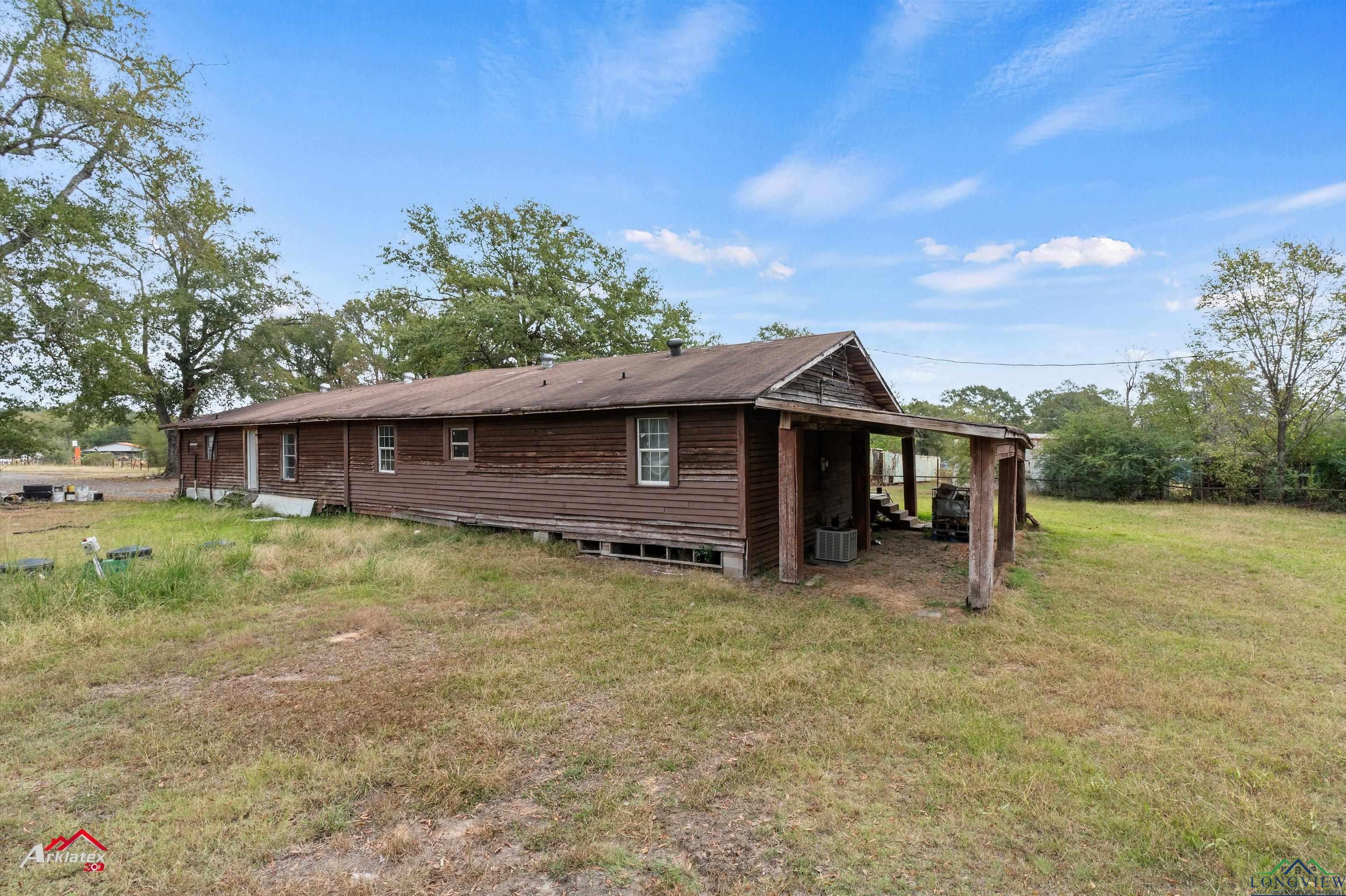 1201 East Texas Ave, Waskom, Texas image 6