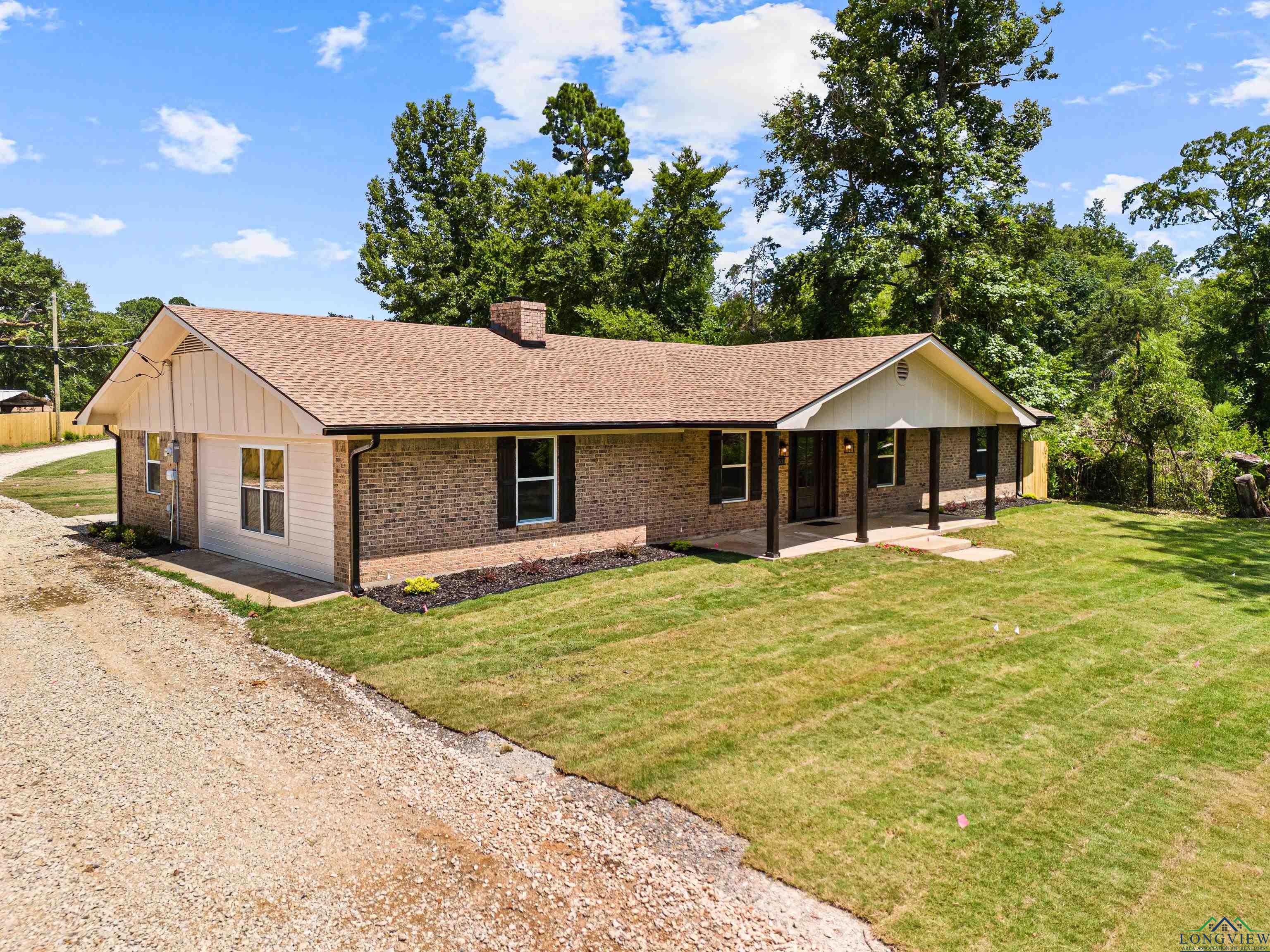 531 Oakwood St, Gladewater, Ohio image 7