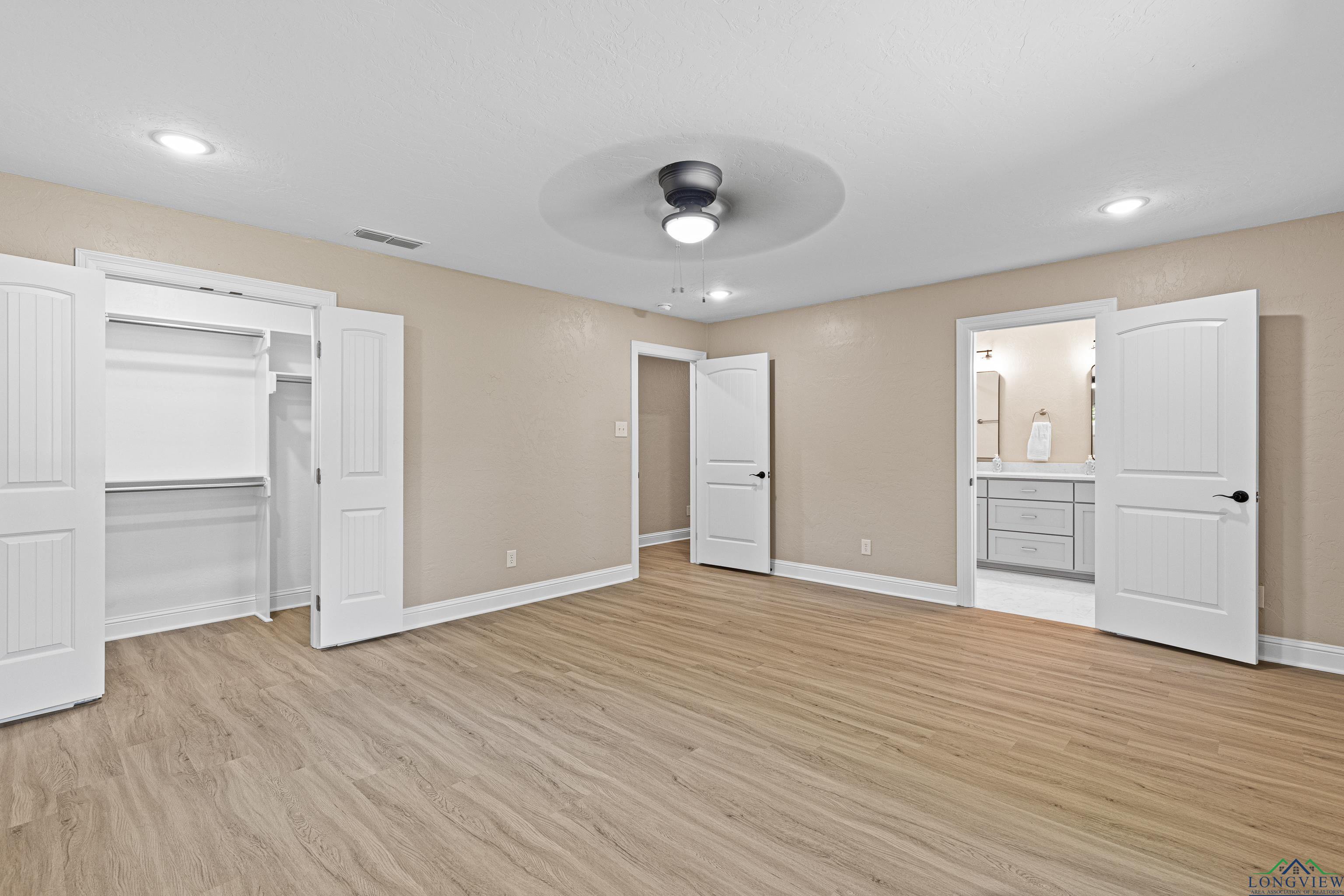 531 Oakwood St, Gladewater, Ohio image 36