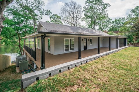 Homes For Sale - 276 Hillshore Cir<br/> Gregg County, Longview, TX 75605