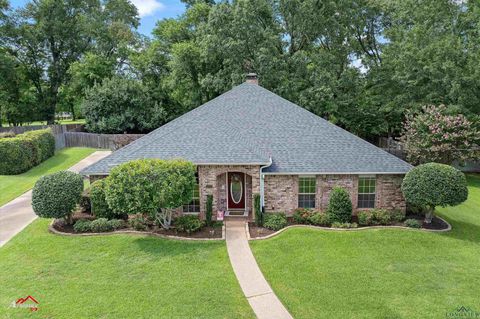 Homes For Sale - 1001 University Circle<br/> Panola County, Carthage, TX 75633