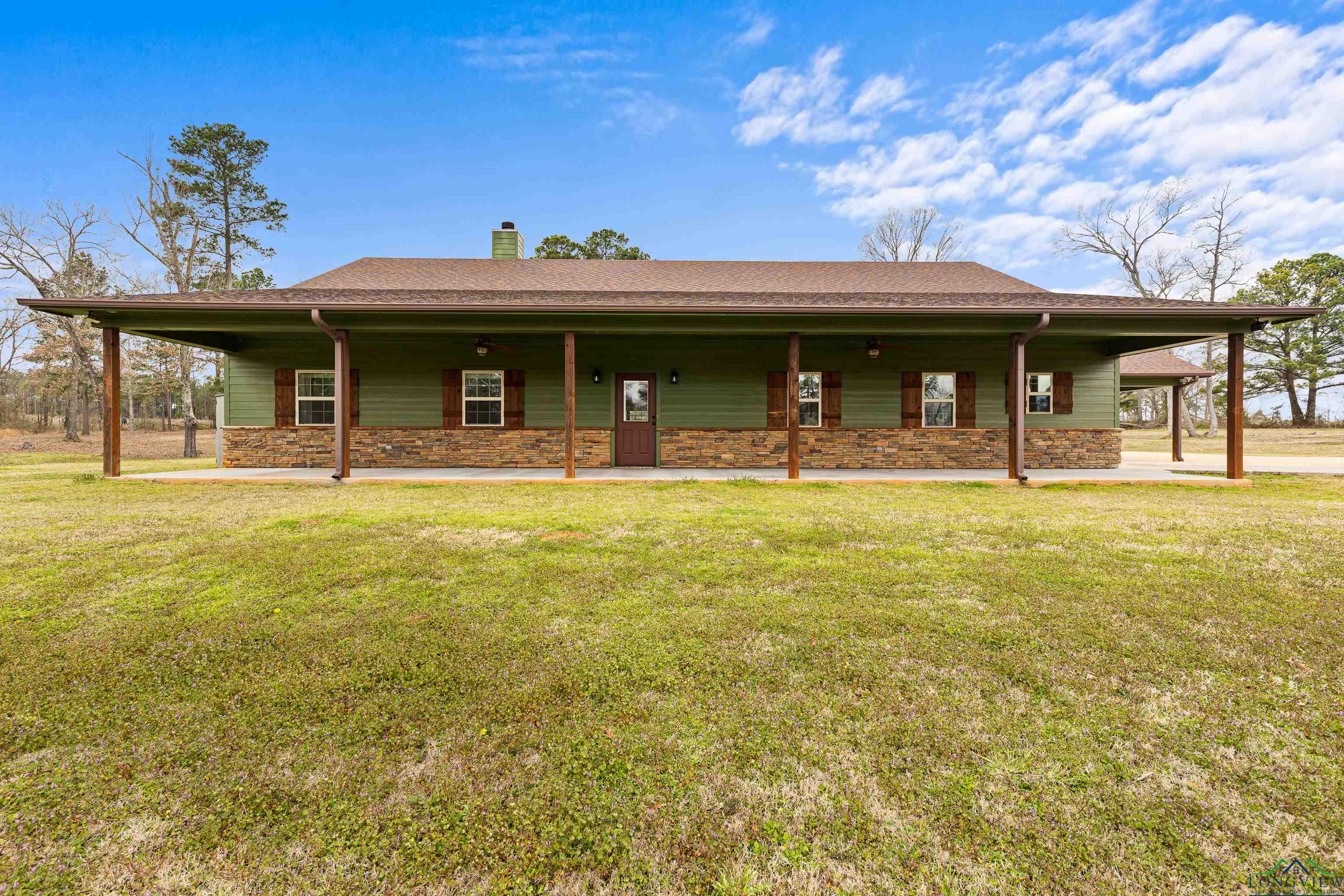 2525 S Bison Rd, Gilmer, Texas image 1
