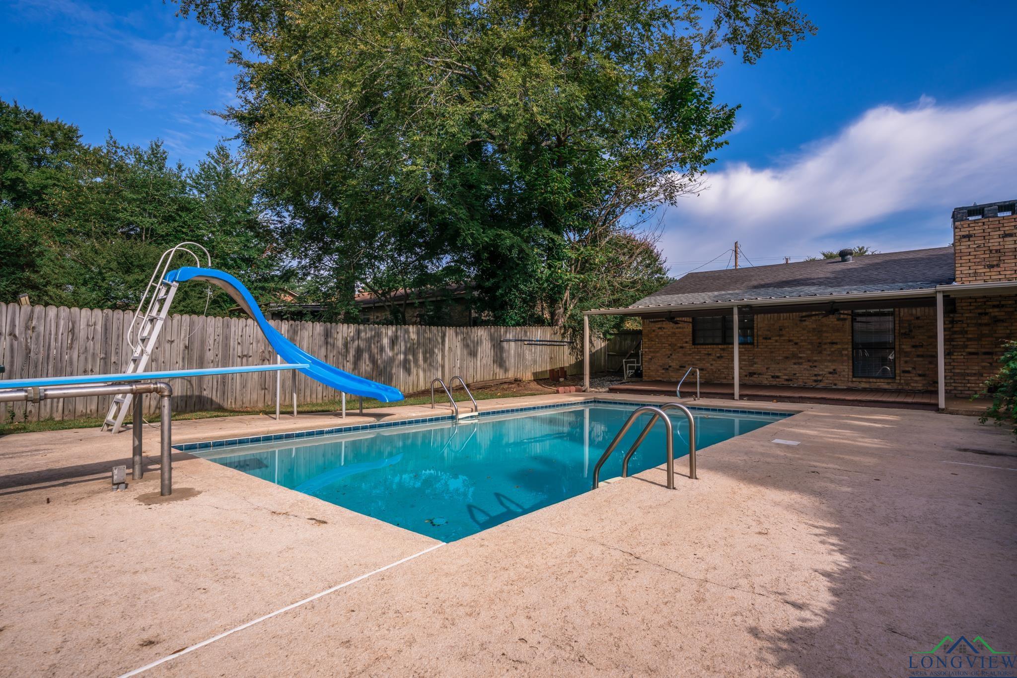 404 E Mari Beth Ln, White Oak, Texas image 30