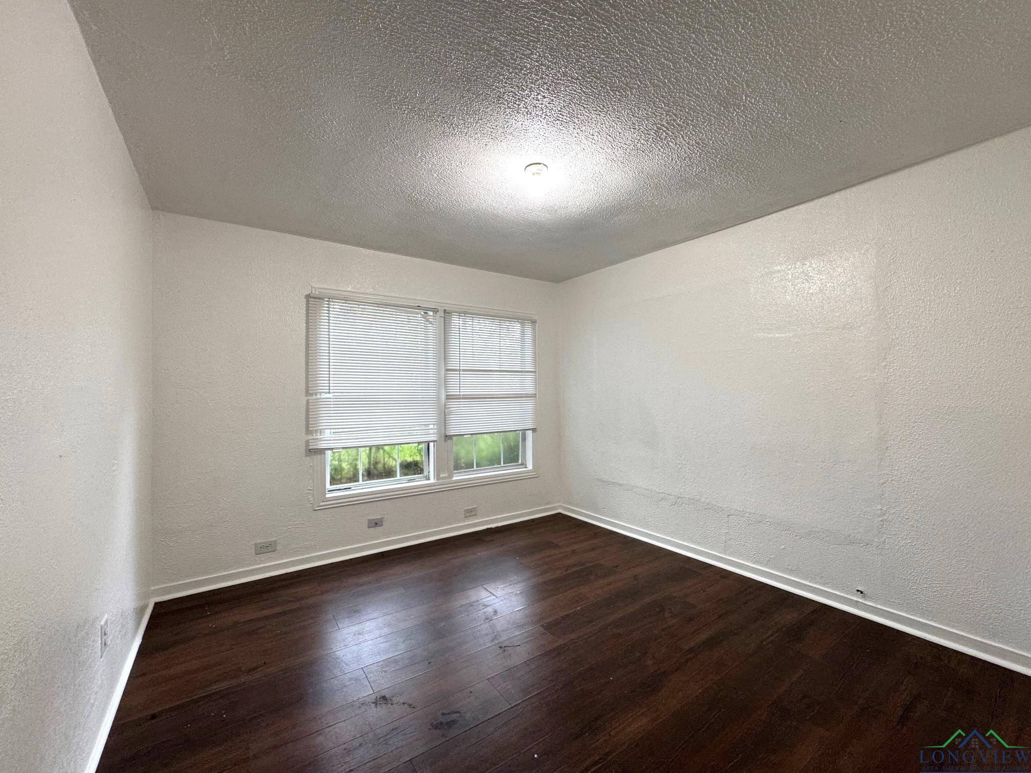 308 E 14th Street, Mount Pleasant, Texas image 11