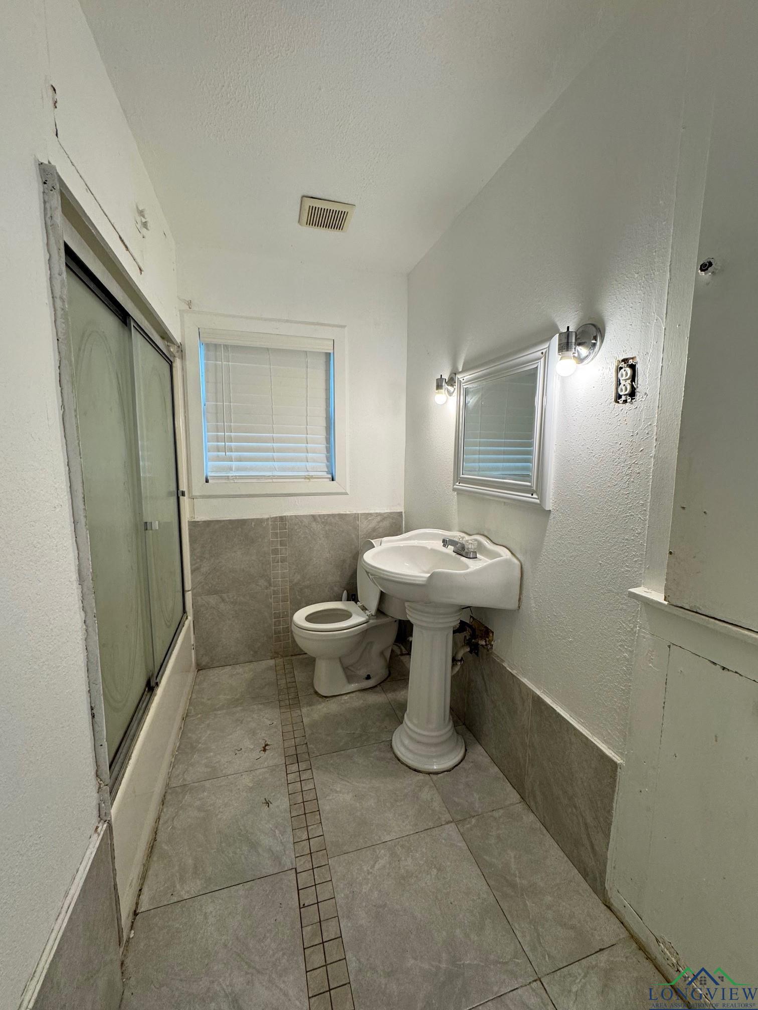 308 E 14th Street, Mount Pleasant, Texas image 10