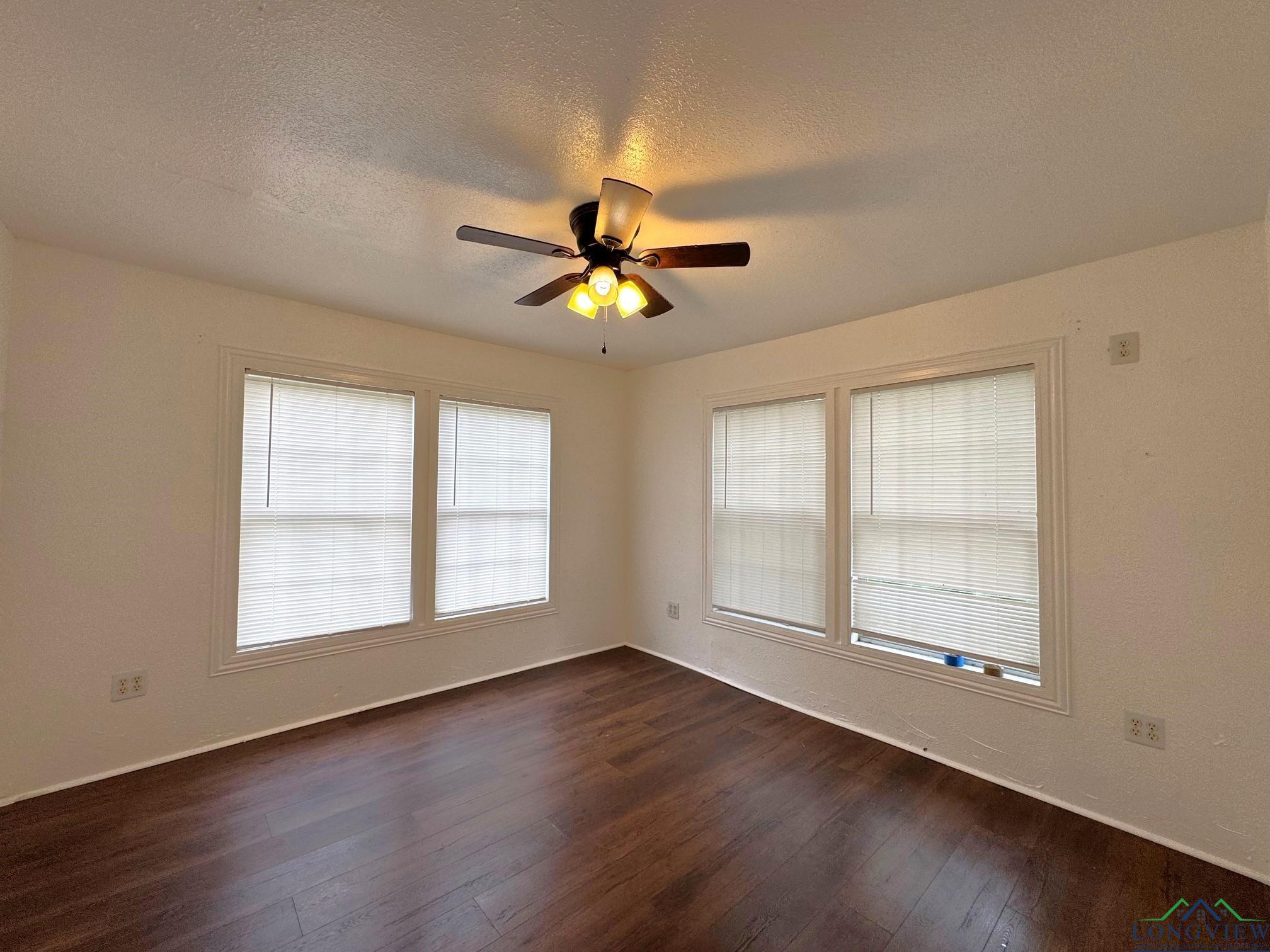 308 E 14th Street, Mount Pleasant, Texas image 9