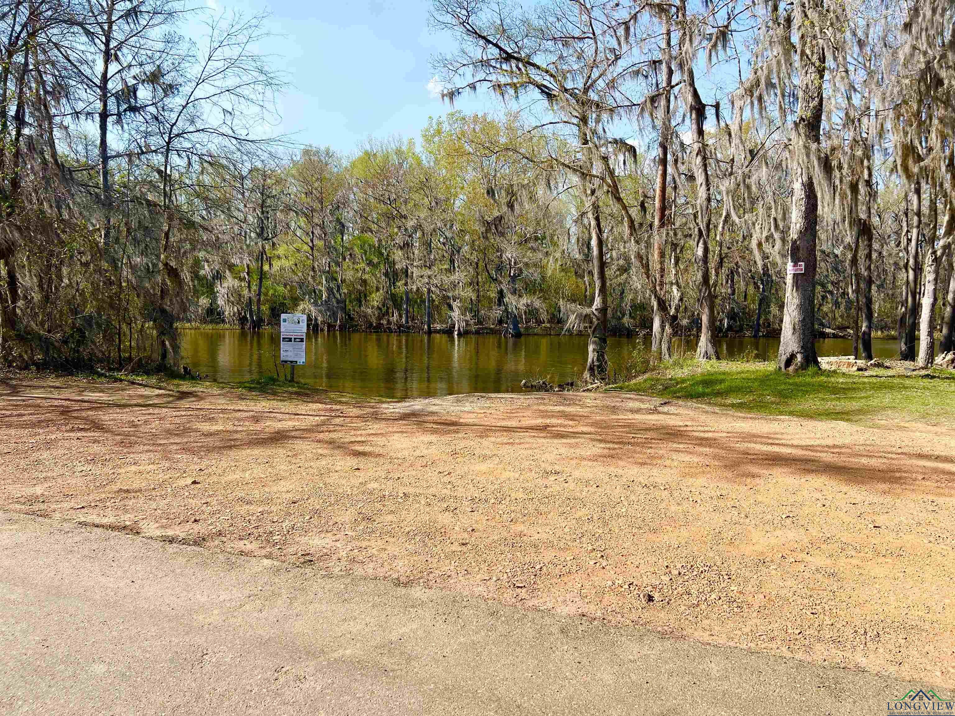 4644 Cypress Village Rd, Karnack, Texas image 15