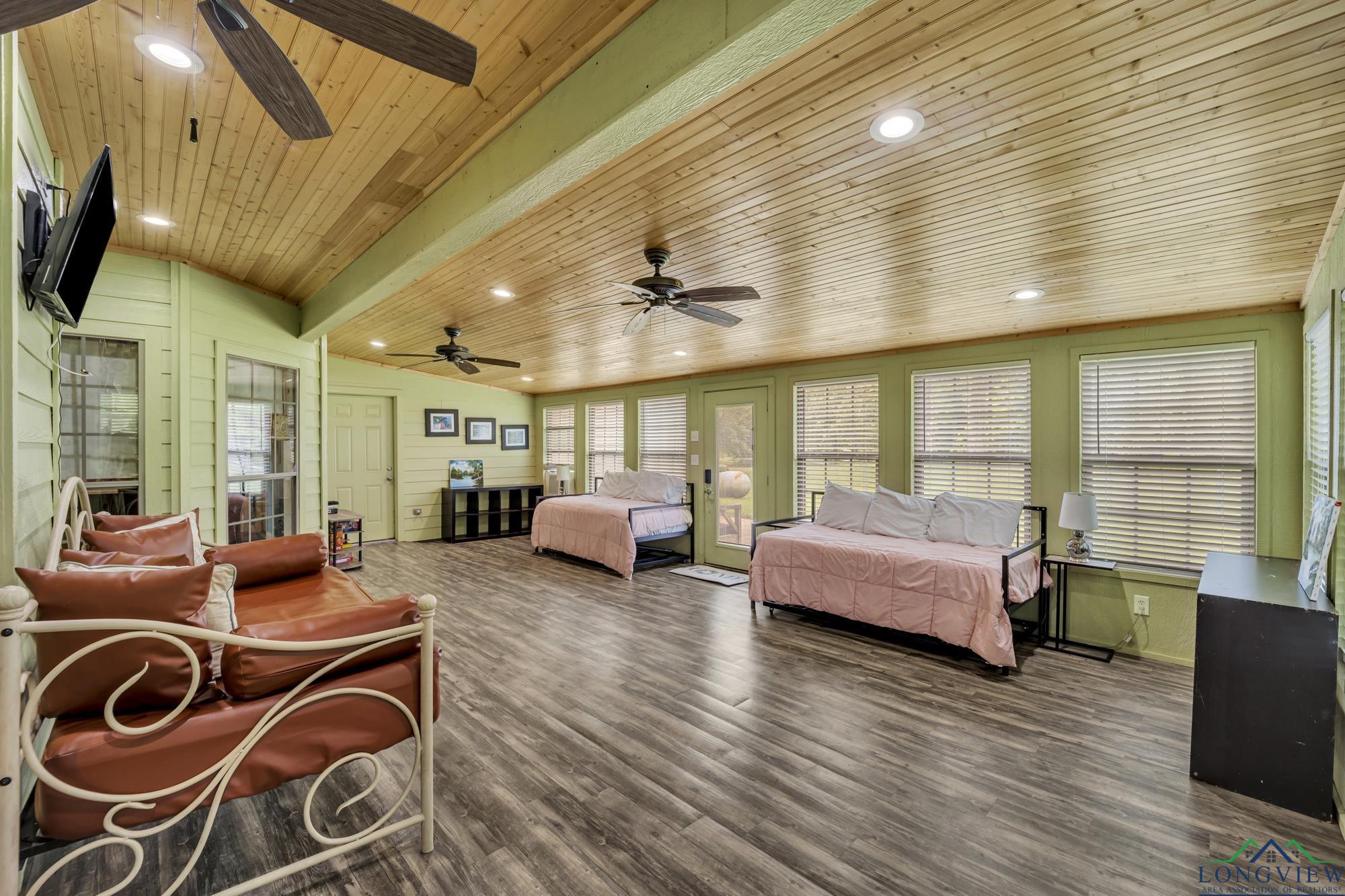244 Cr 2321, Pittsburg, Texas image 10