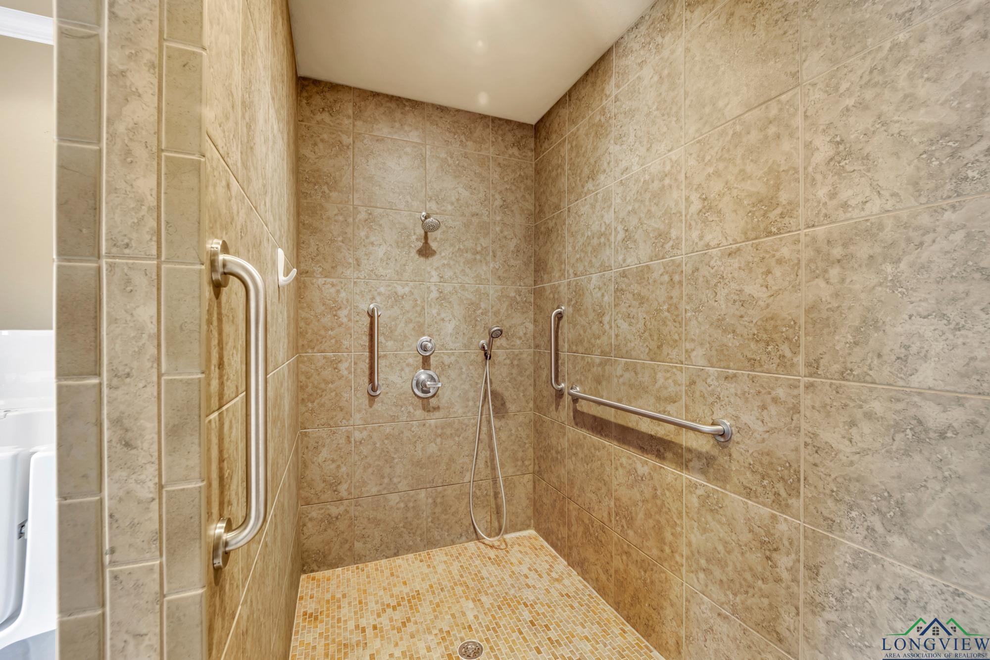 244 Cr 2321, Pittsburg, Texas image 24