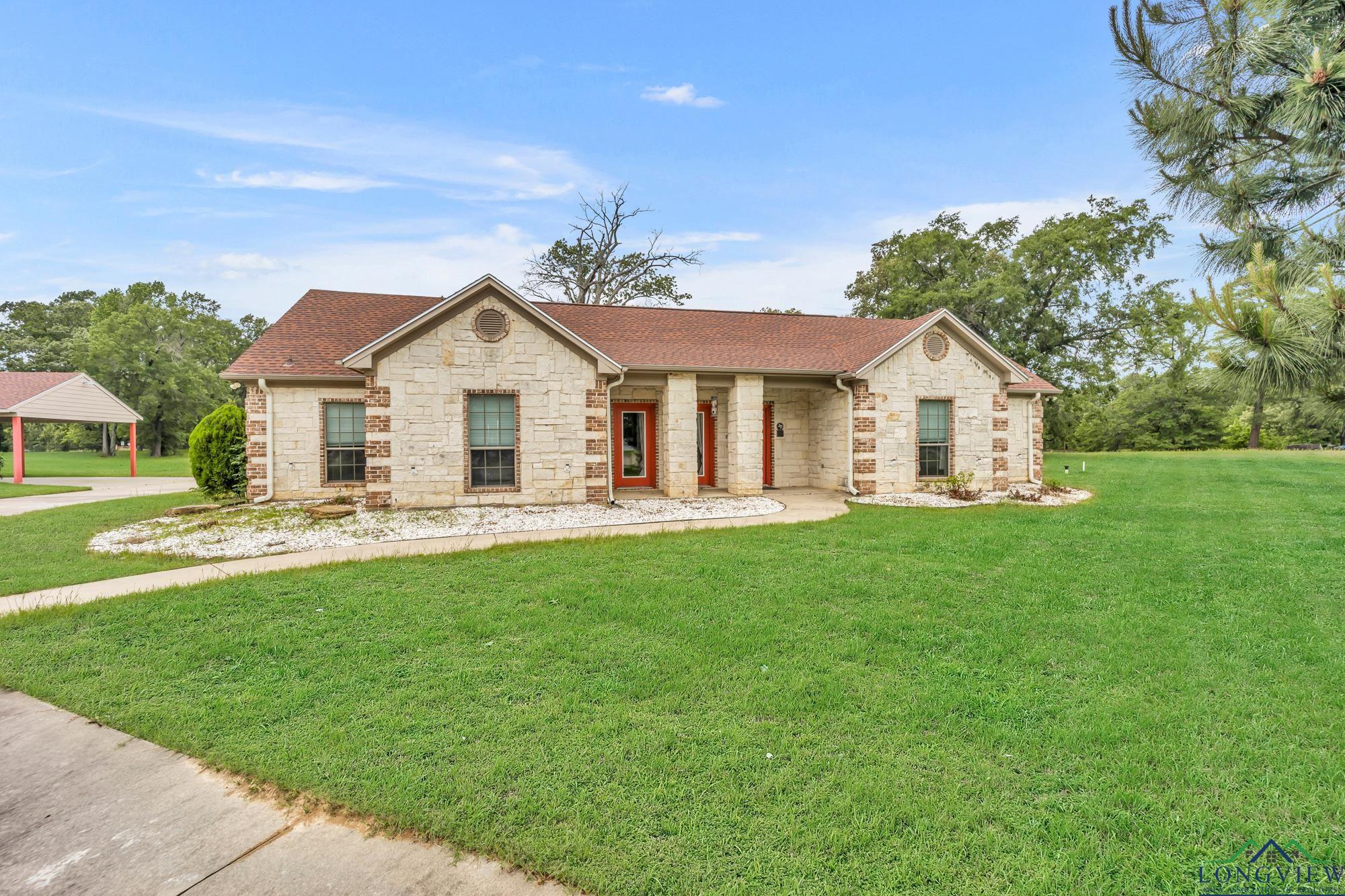 244 Cr 2321, Pittsburg, Texas image 2
