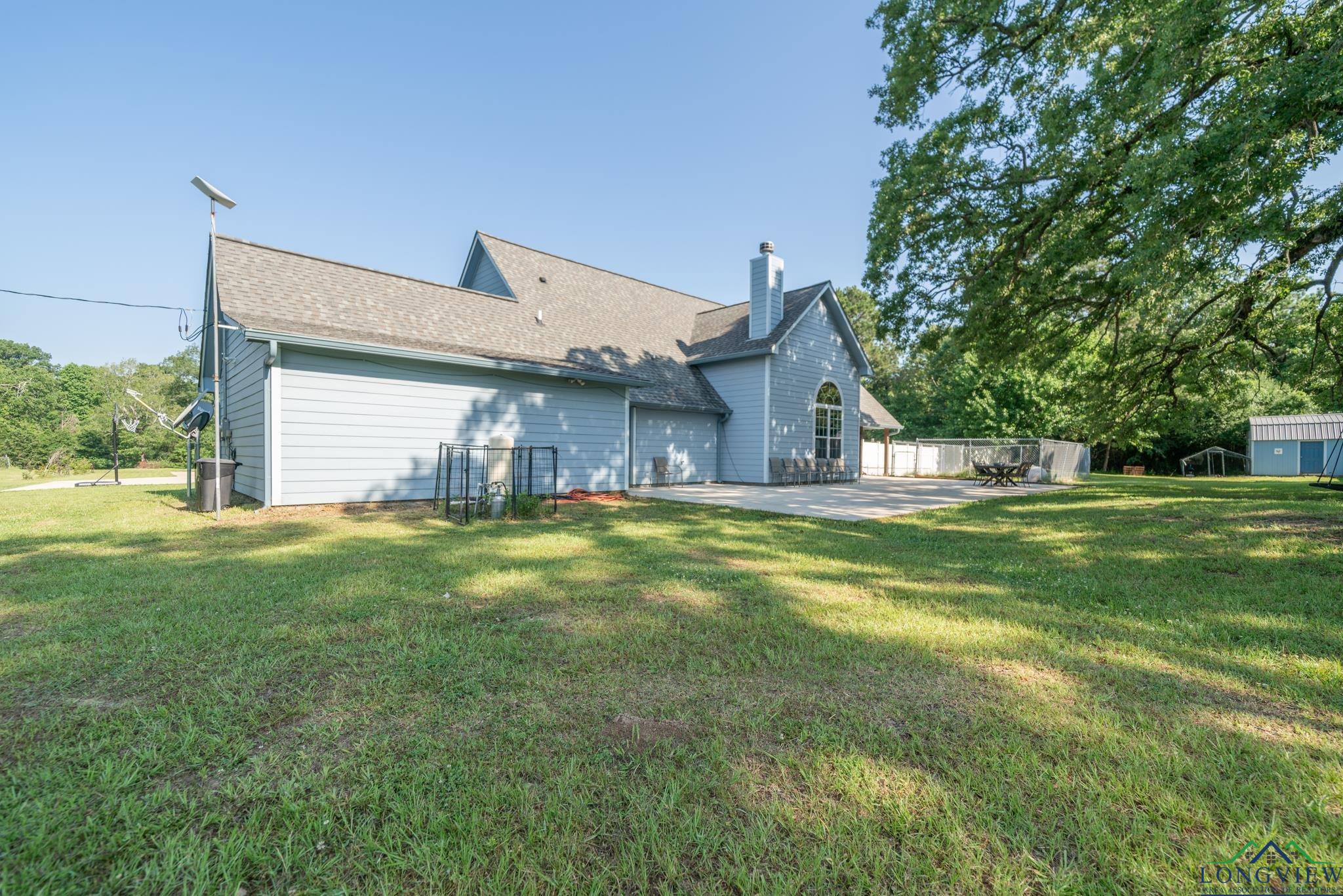 720 Haggerty Rd, Karnack, Texas image 8