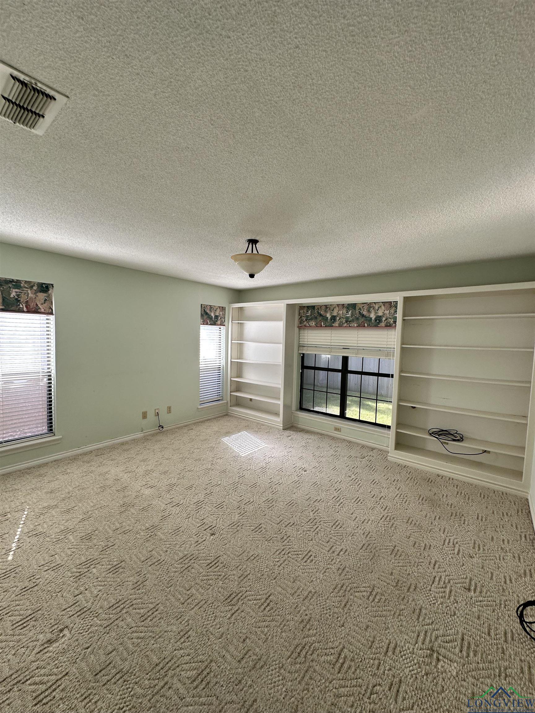 416 Amberwood Cir, Tyler, Texas image 21