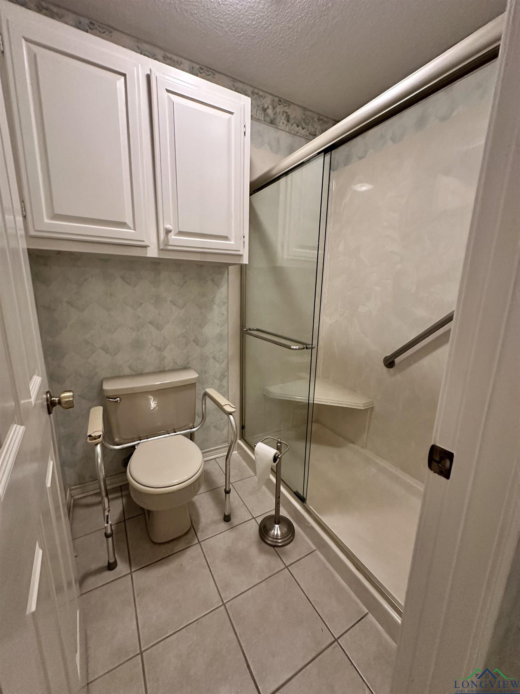 416 Amberwood Cir, Tyler, Texas image 19