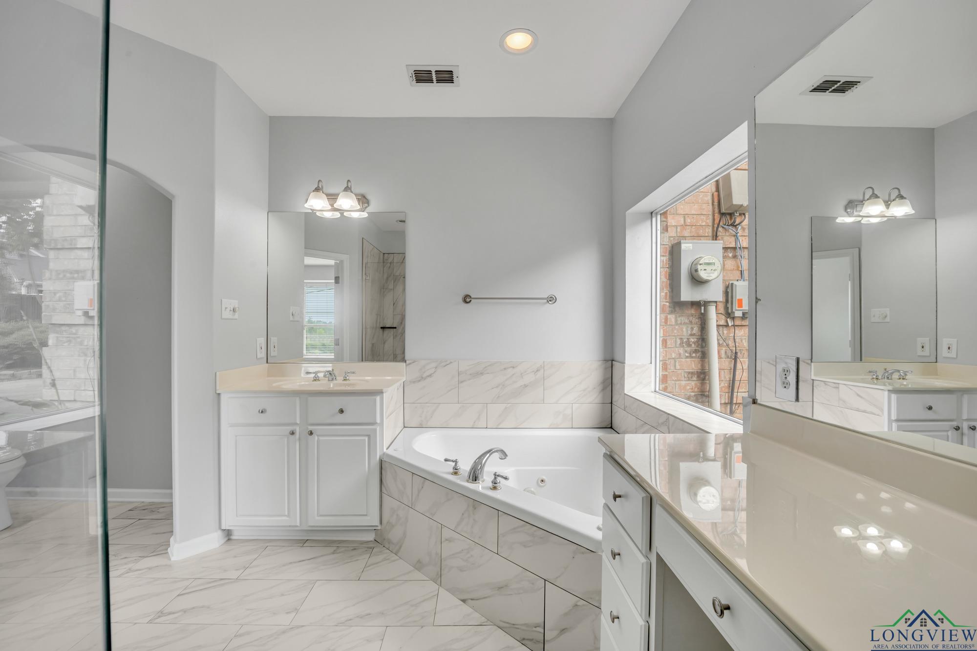 5718 Gloucester Drive, Tyler, New Mexico image 28