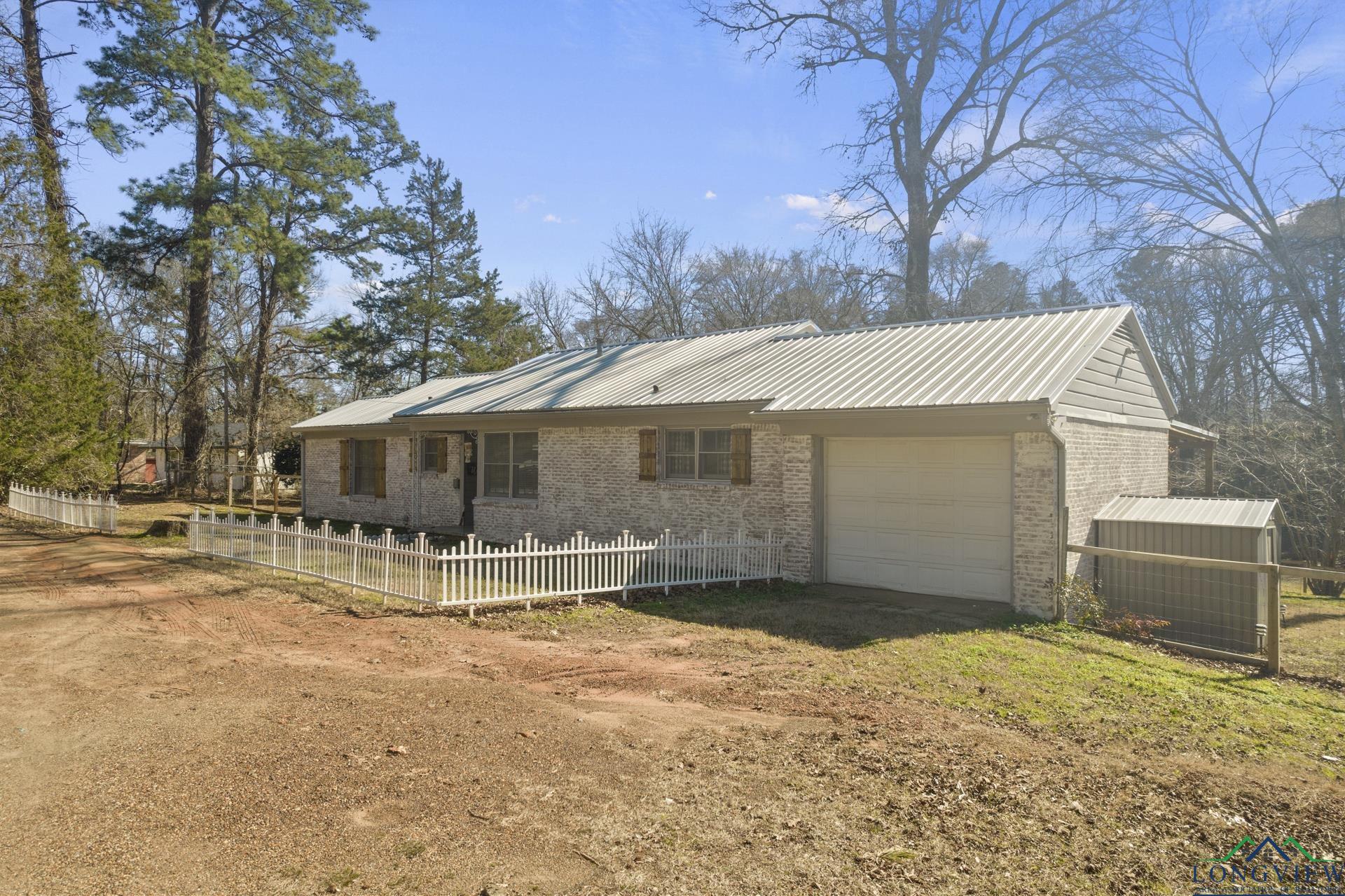 12765 Tx Hwy 11, Hughes Springs, Texas image 1