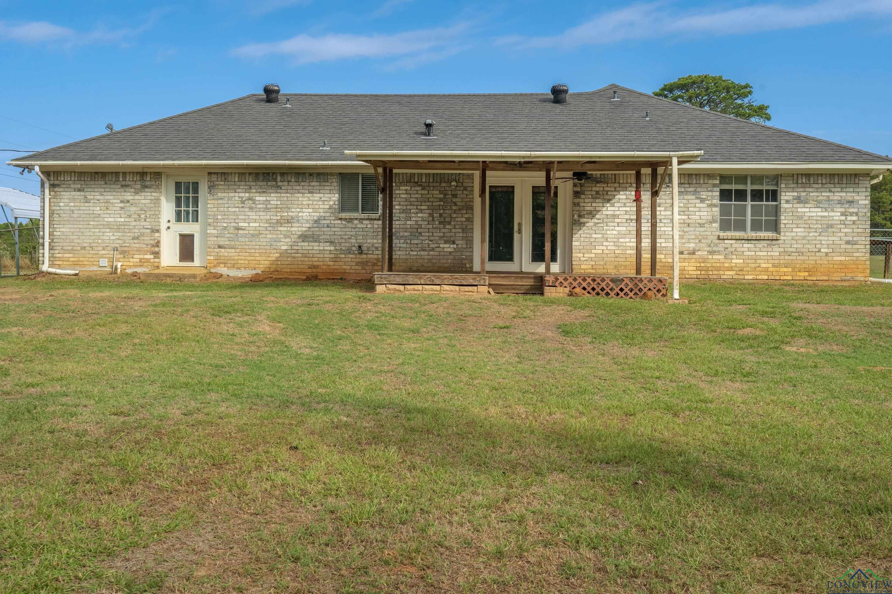 1057 Fir Rd, Gladewater, Texas image 25