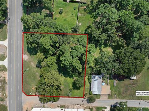 Vacant Land For Sale - 105 Watlington Street<br/> Shelby County, Center, TX 75935