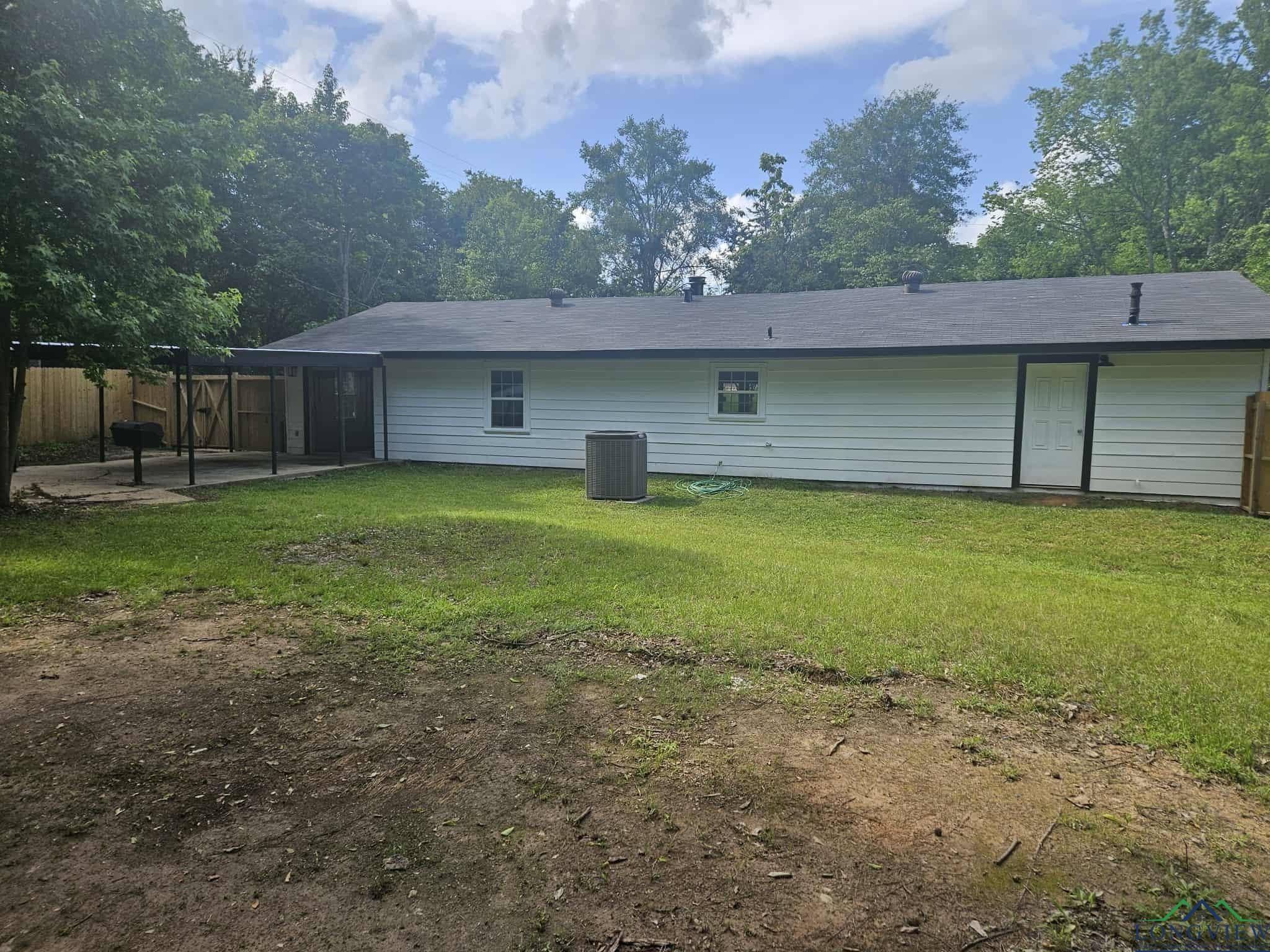 304 Highland, Kilgore, Texas image 23