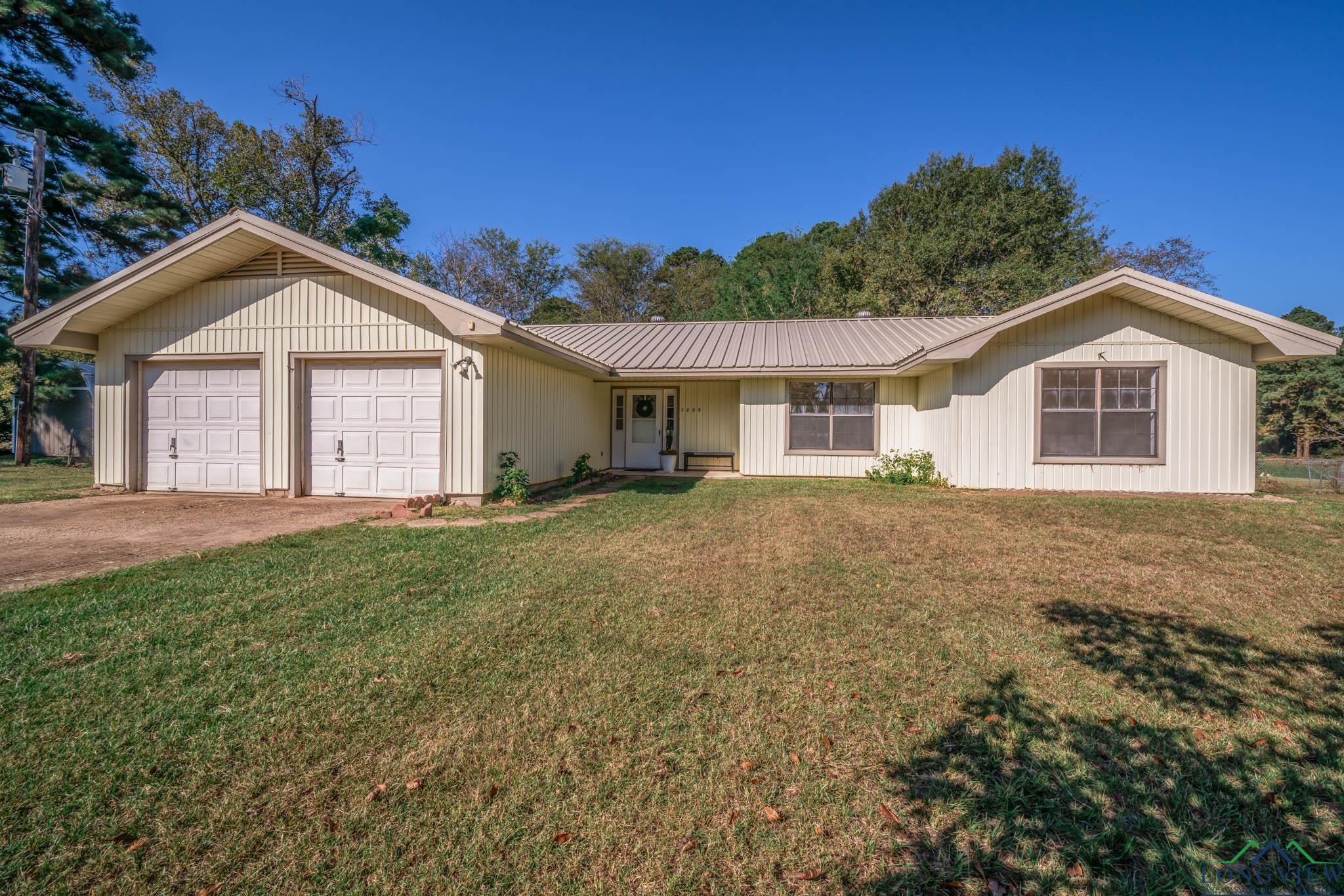 1205 Flanagan Rd, Tatum, Texas image 1