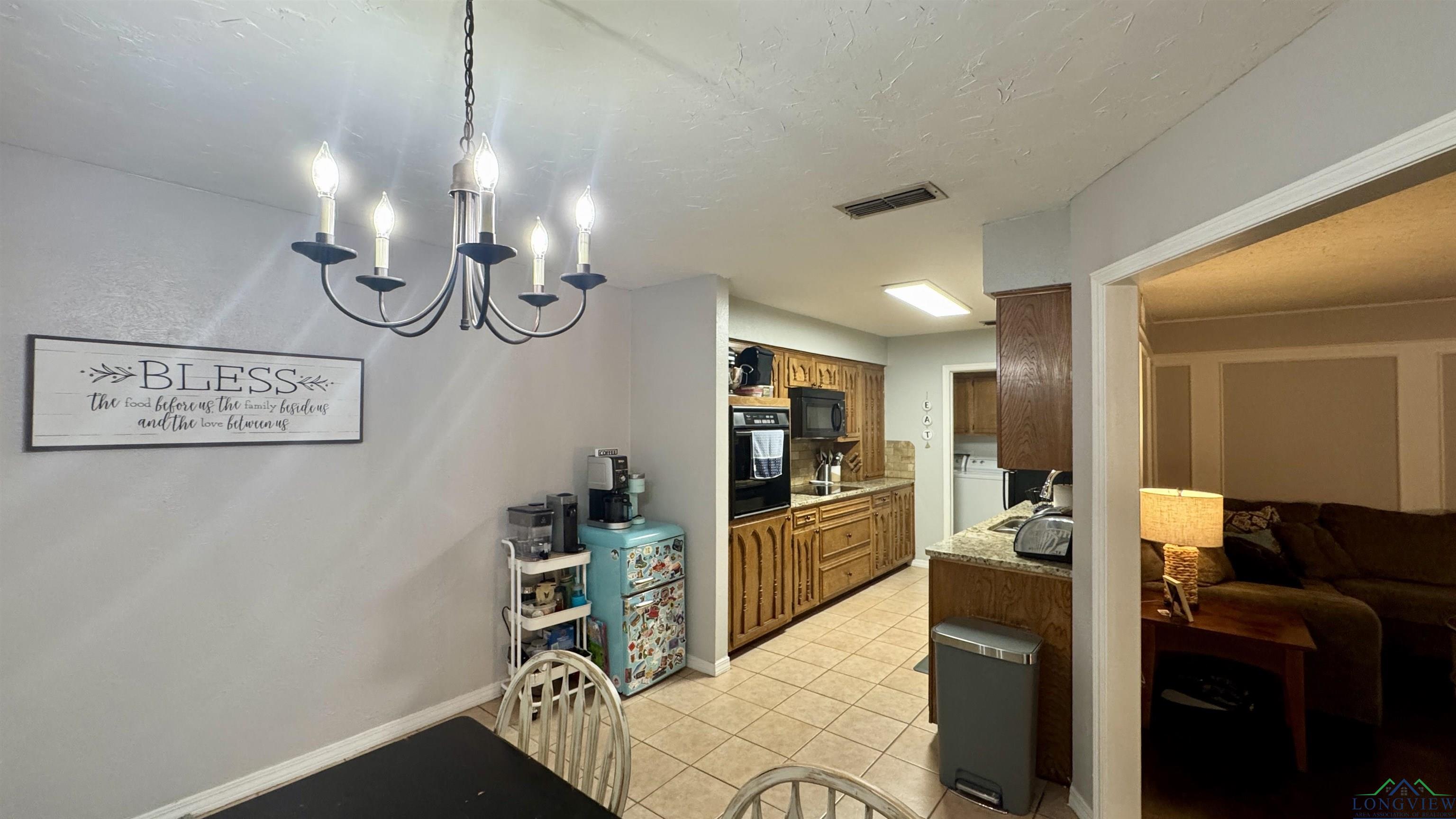1105 Towne Lake Dr, Longview, Texas image 9