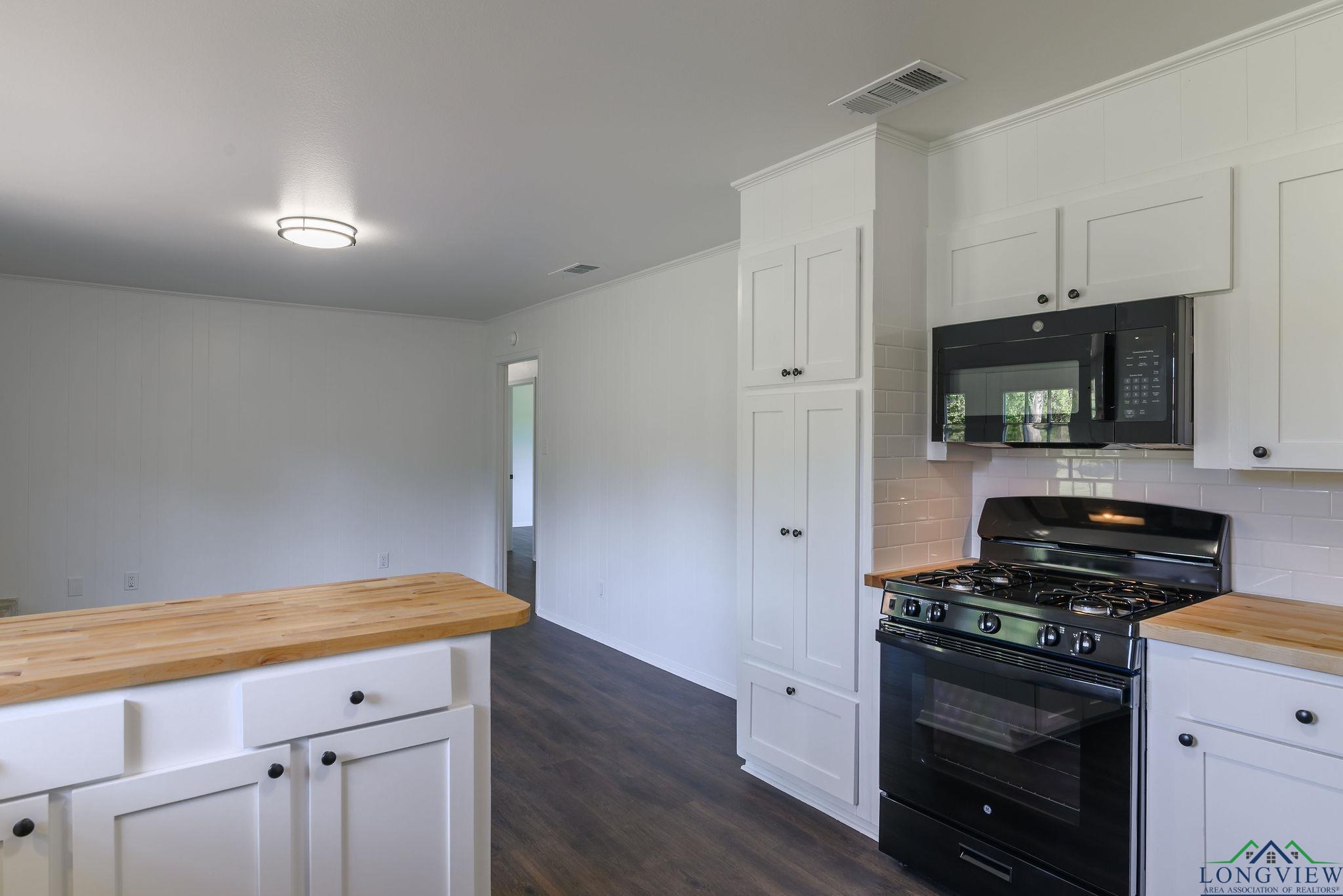 3803 Peavine Rd, Kilgore, Texas image 10
