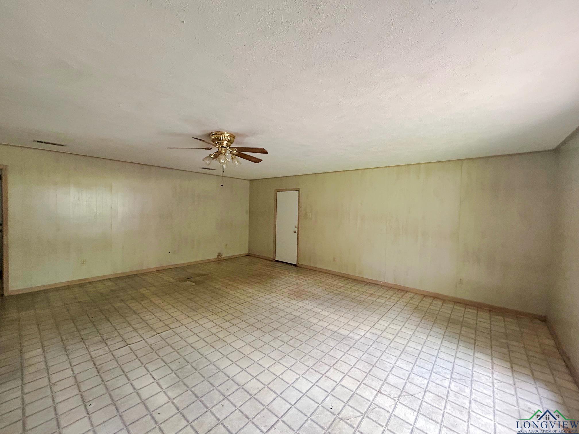 Nacogdoches, Texas 75961, United States, 3 Bedrooms Bedrooms, ,2 BathroomsBathrooms,Residential,Active,171898