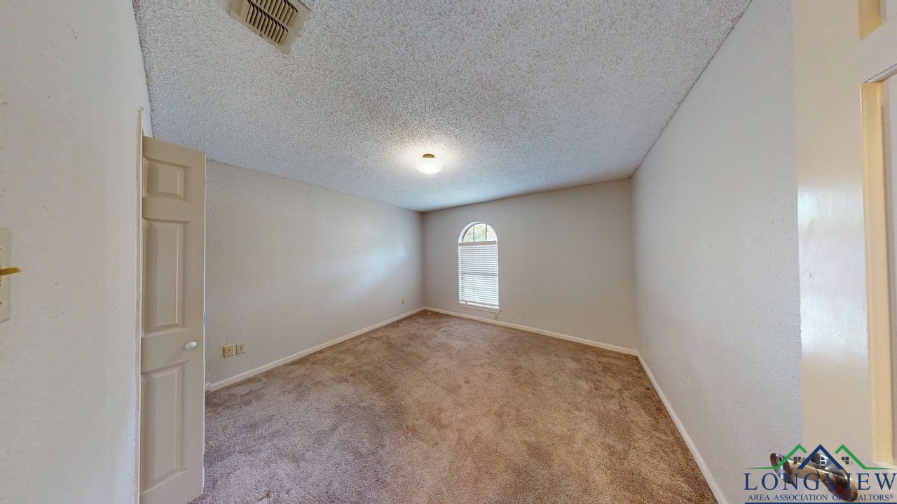 1222 Lovers Ln, Longview, Texas image 7
