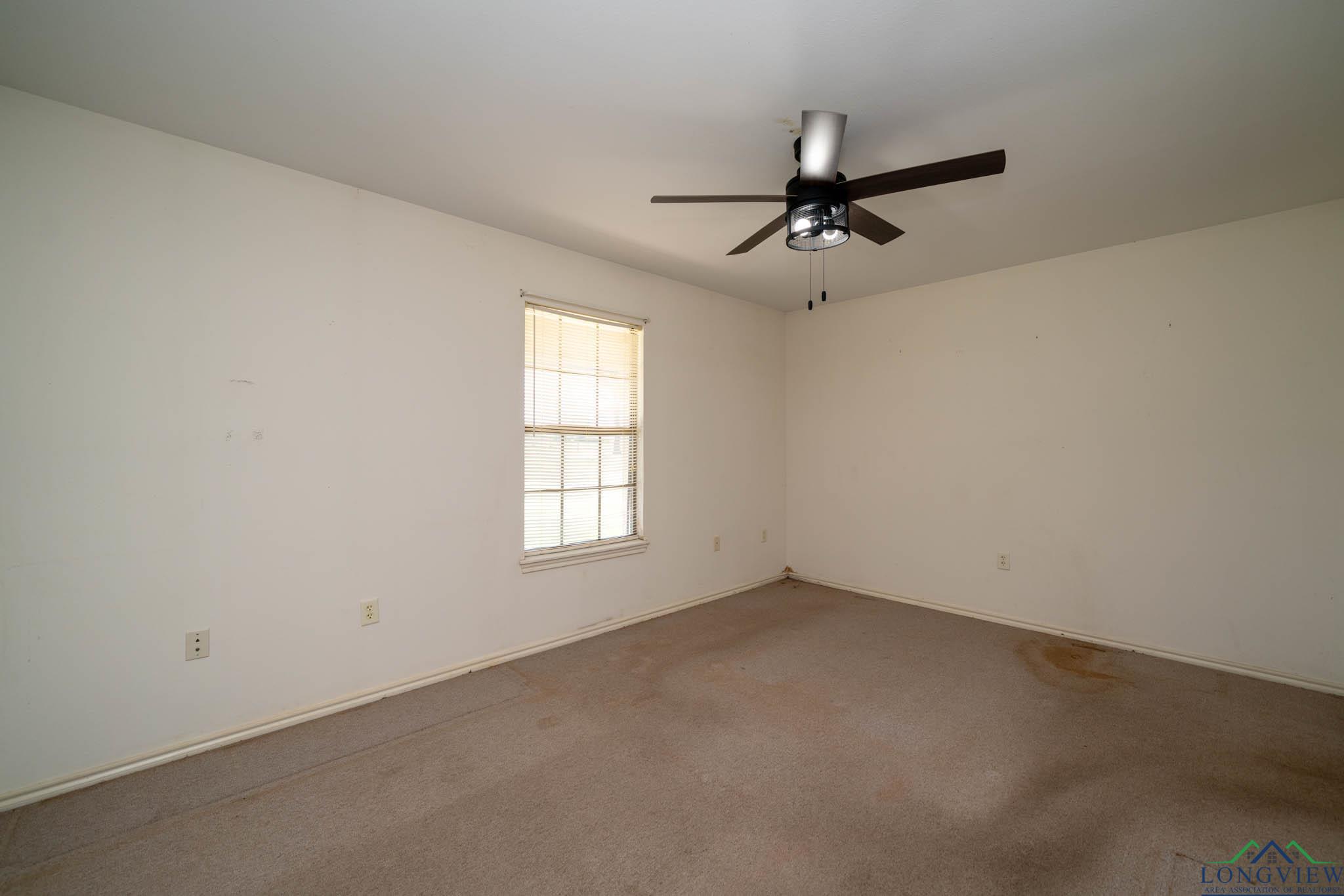 620 County Road 3332 Avenue, Omaha, Texas image 20