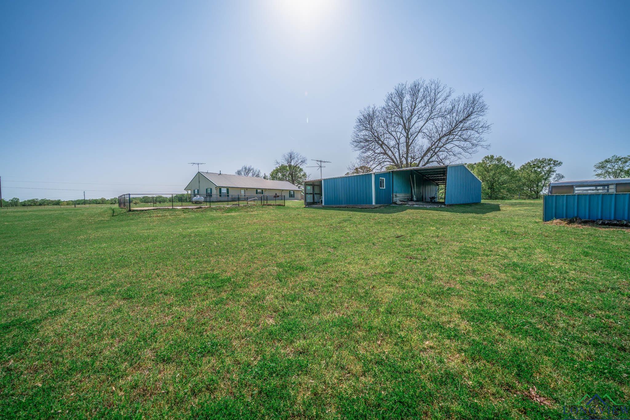 620 County Road 3332 Avenue, Omaha, Texas image 6