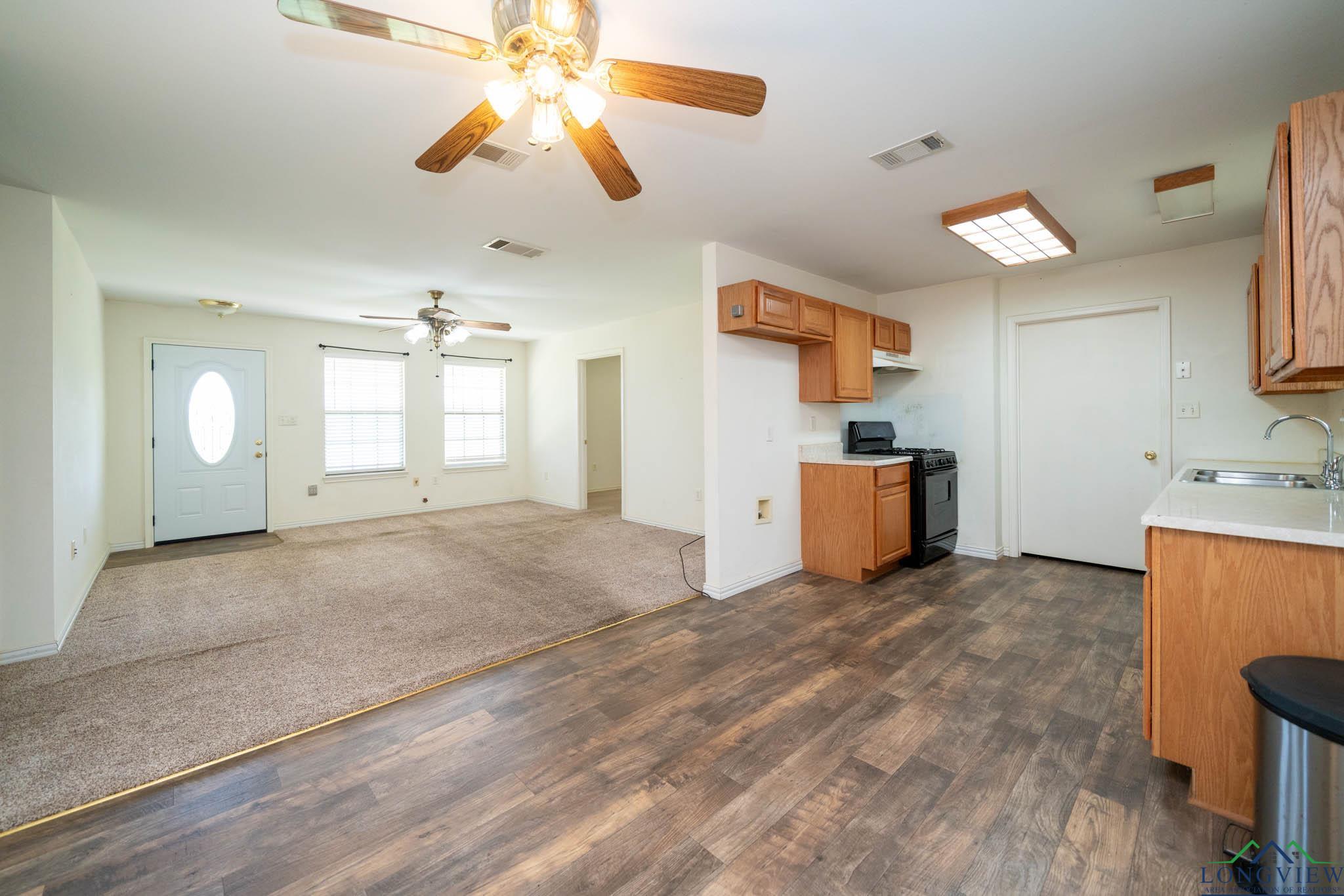 620 County Road 3332 Avenue, Omaha, Texas image 13