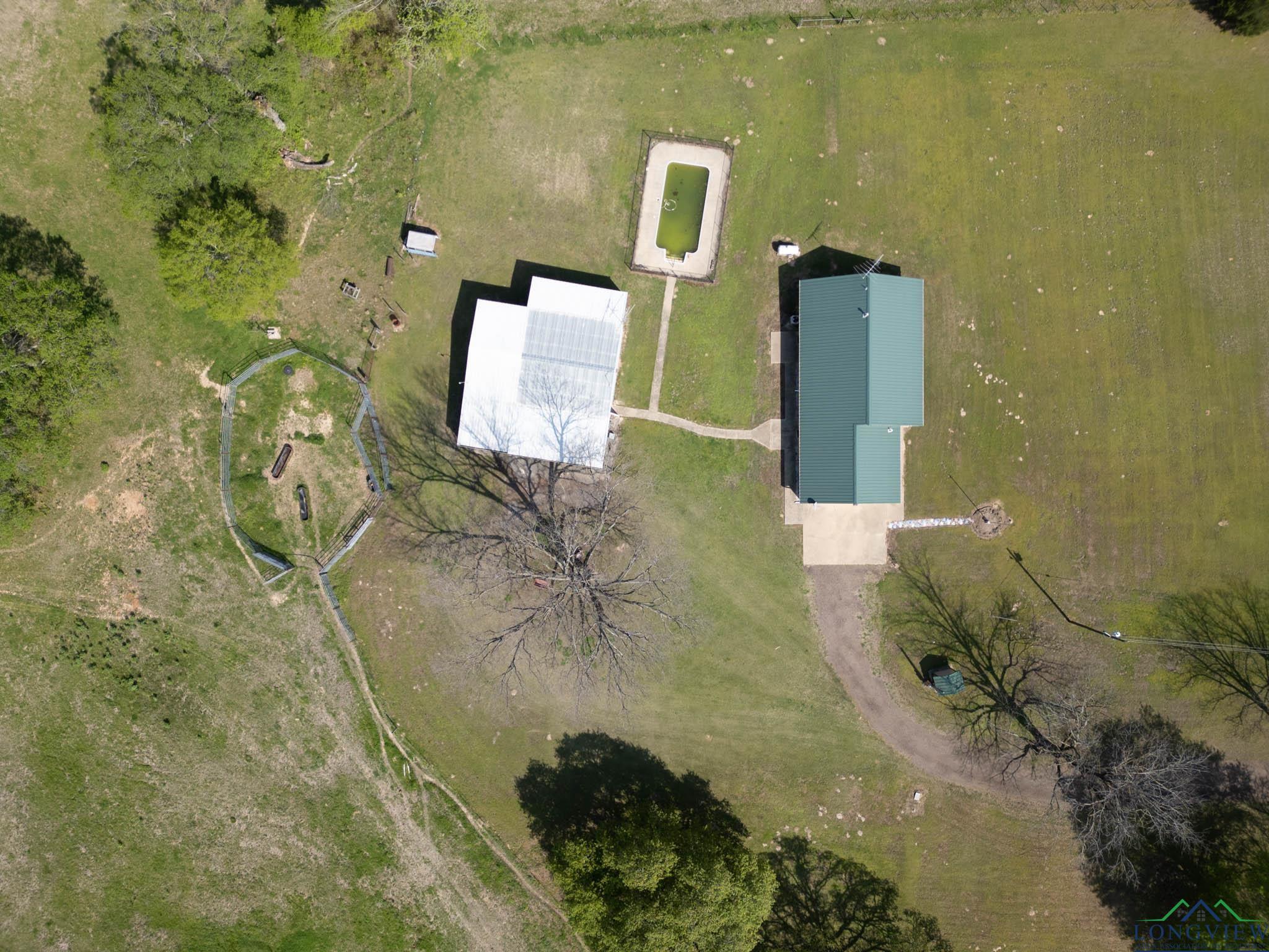 620 County Road 3332 Avenue, Omaha, Texas image 34