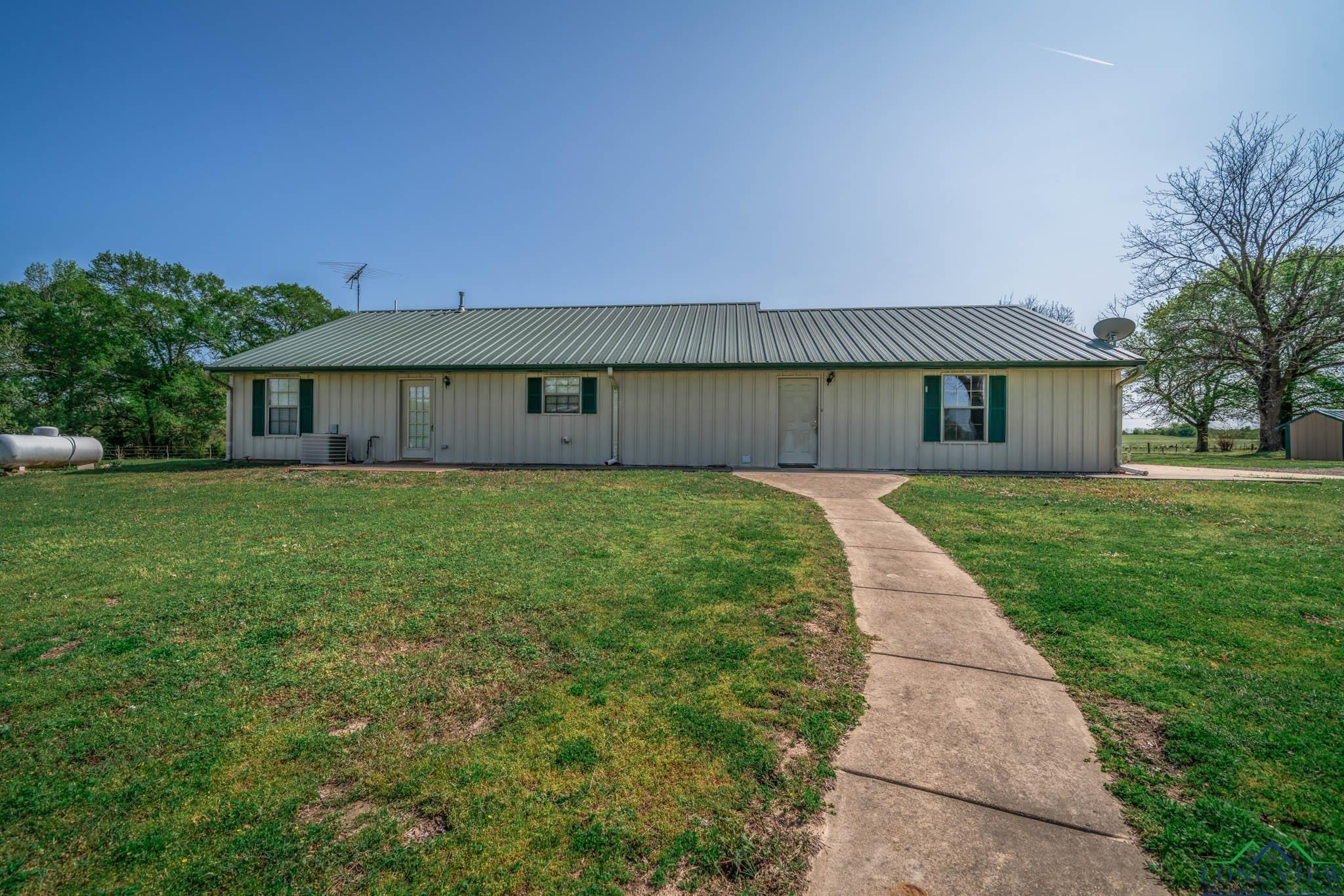 620 County Road 3332 Avenue, Omaha, Texas image 4