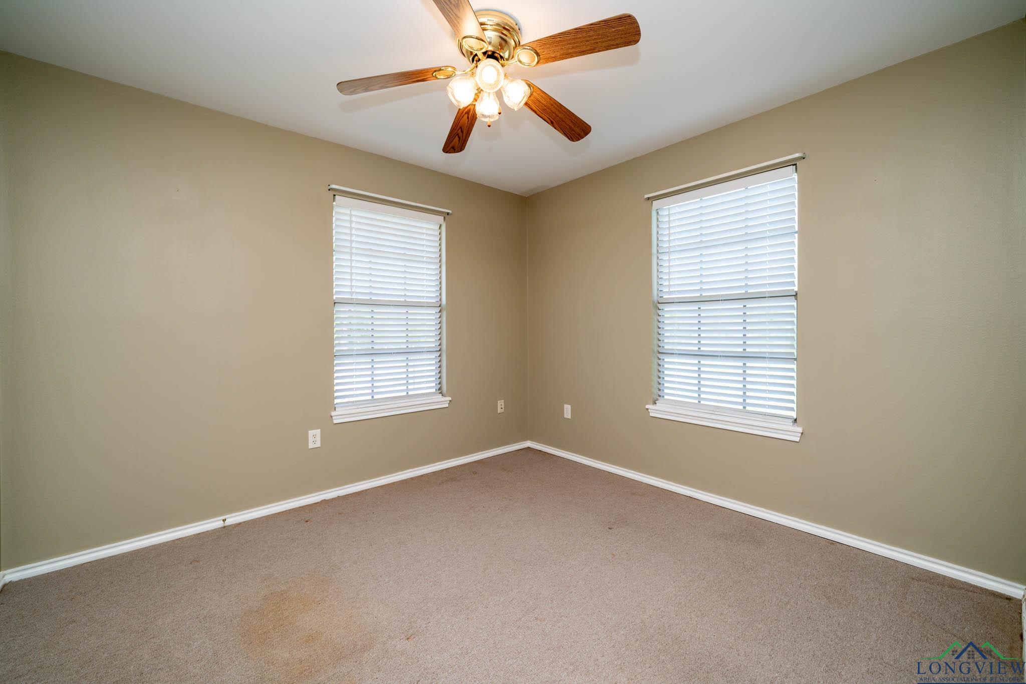 620 County Road 3332 Avenue, Omaha, Texas image 16