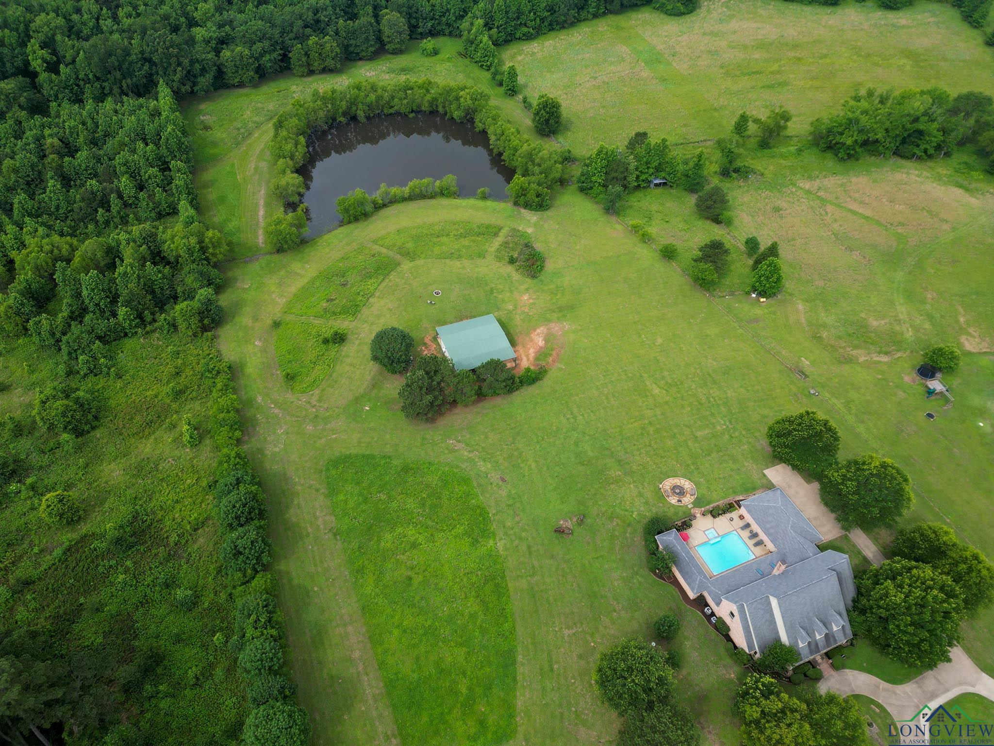 335 Winding Way, Hallsville, Texas image 3