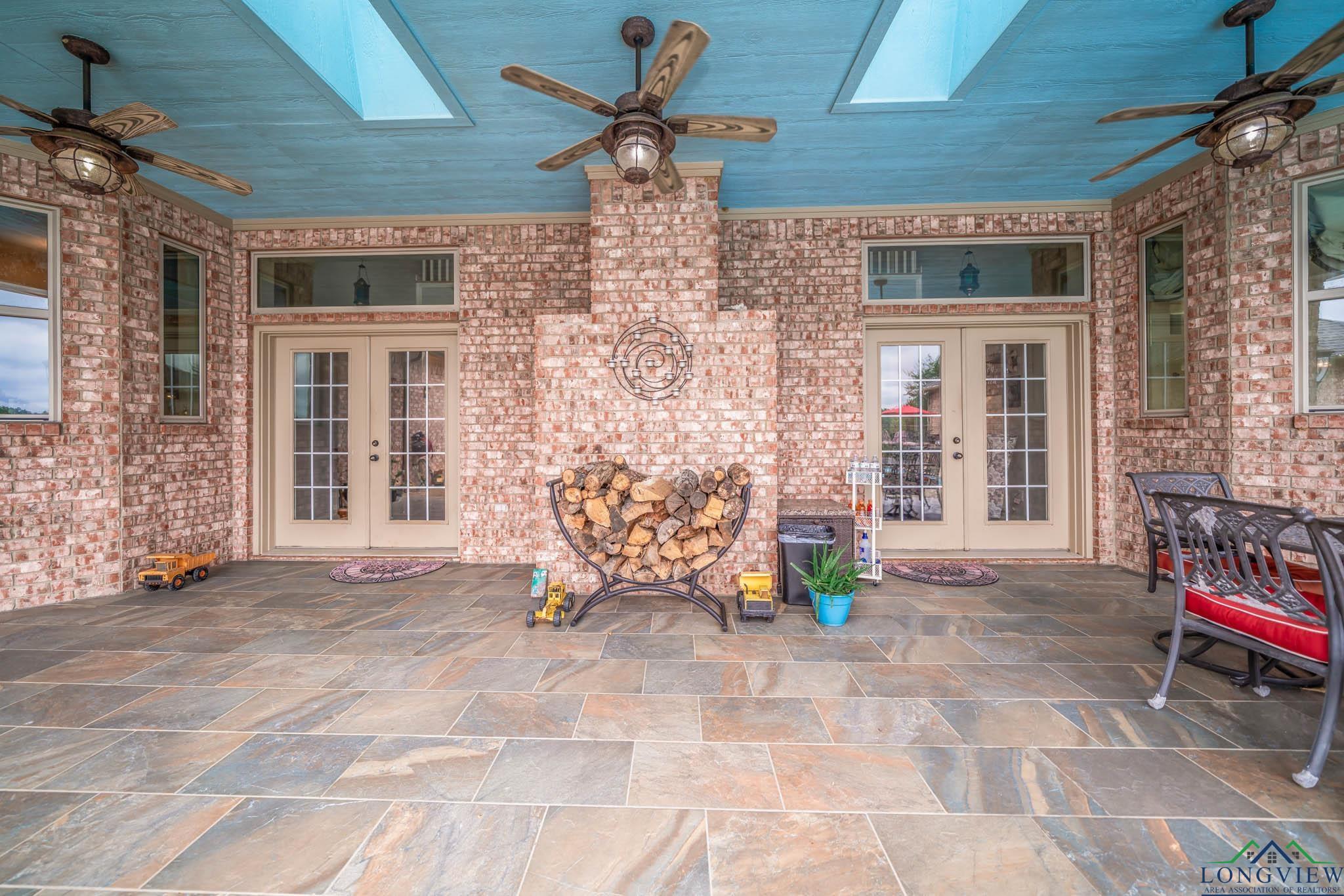 335 Winding Way, Hallsville, Texas image 7