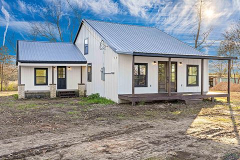 A home in Winnsboro