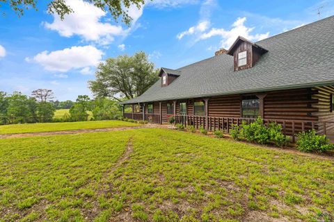 A home in Gilmer