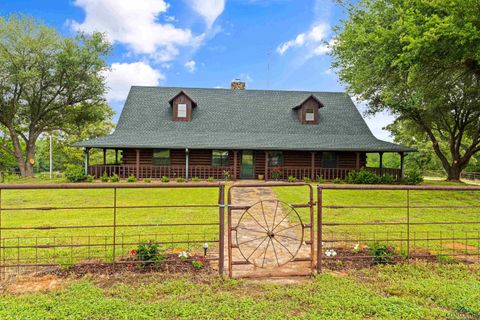 A home in Gilmer