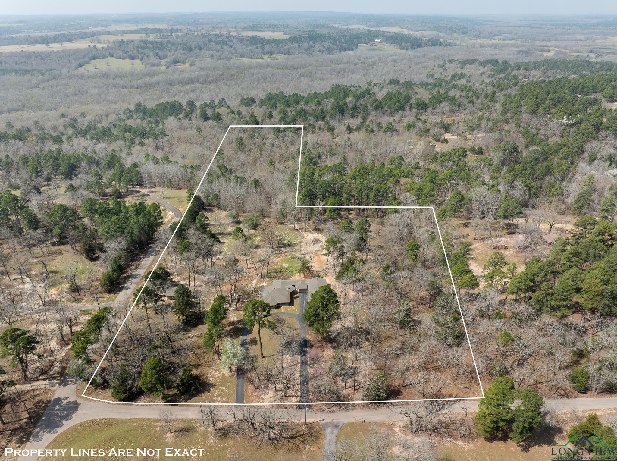 Frankston, Texas 75763, United States, 4 Bedrooms Bedrooms, ,3 BathroomsBathrooms,Residential,Active,101231