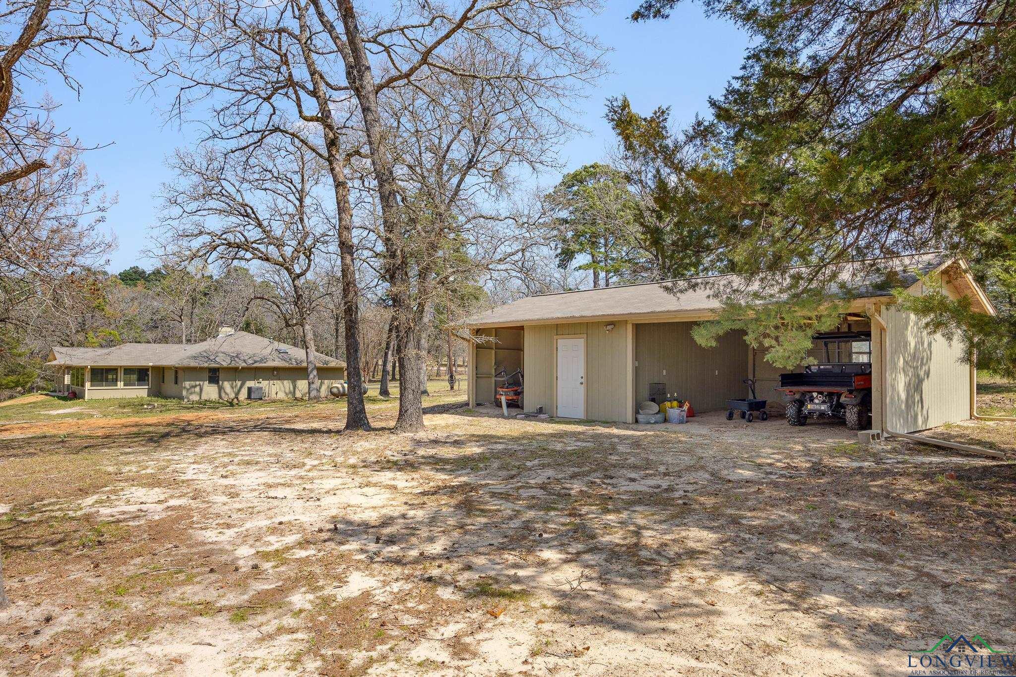 Frankston, Texas 75763, United States, 4 Bedrooms Bedrooms, ,3 BathroomsBathrooms,Residential,Active,101231