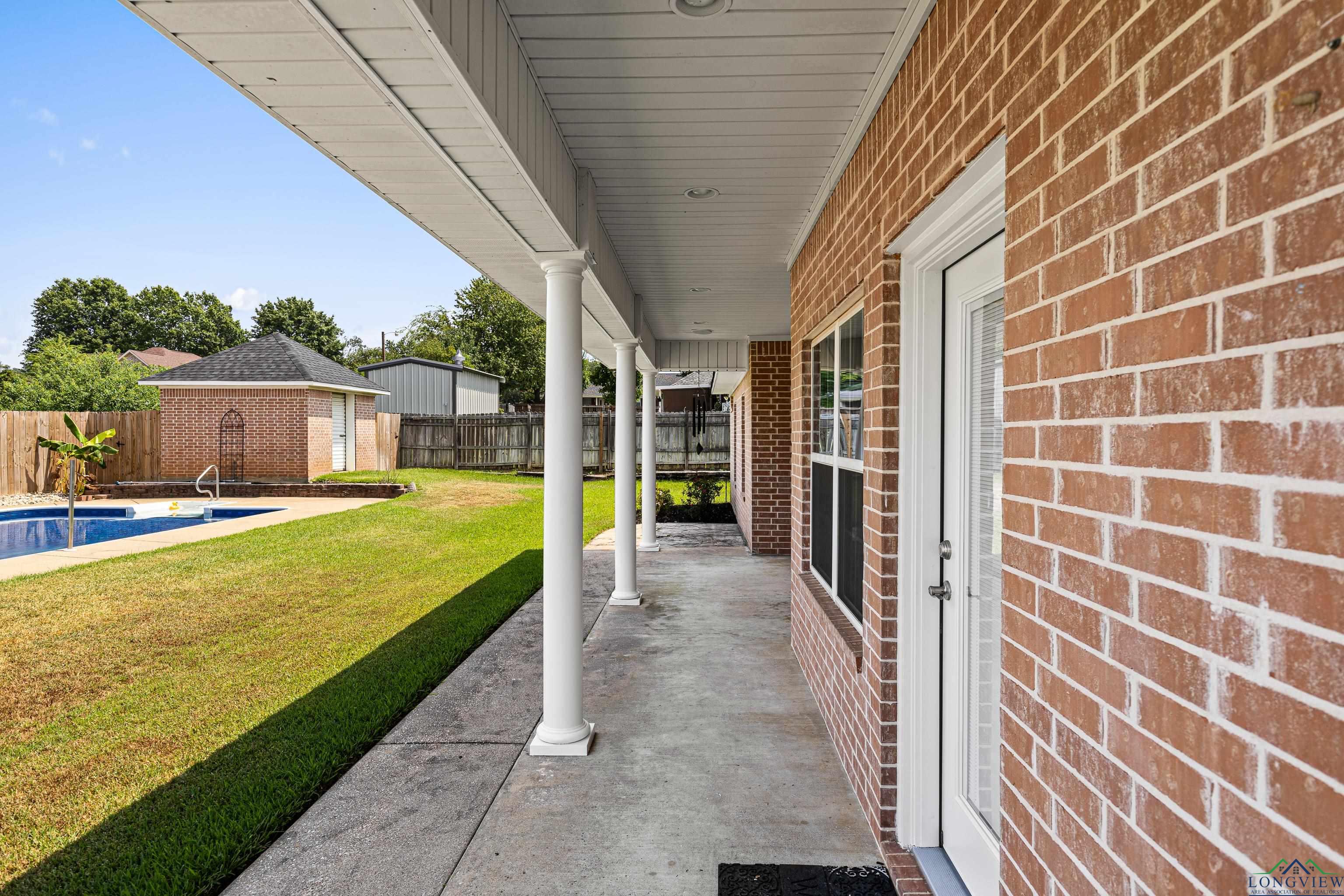 102 Hollister, Henderson, Texas image 38