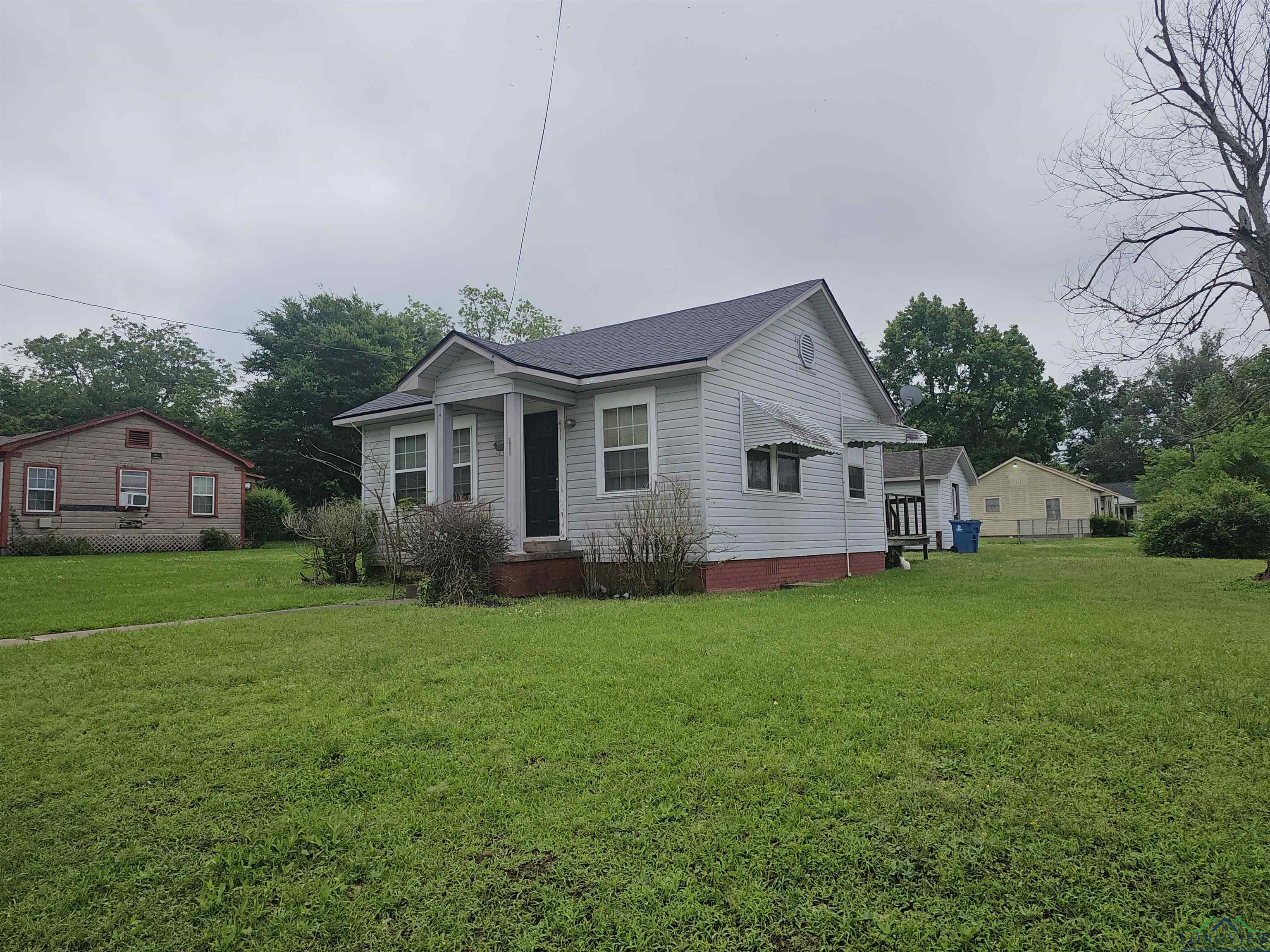 411 Sunset Avenue, Henderson, Texas image 1