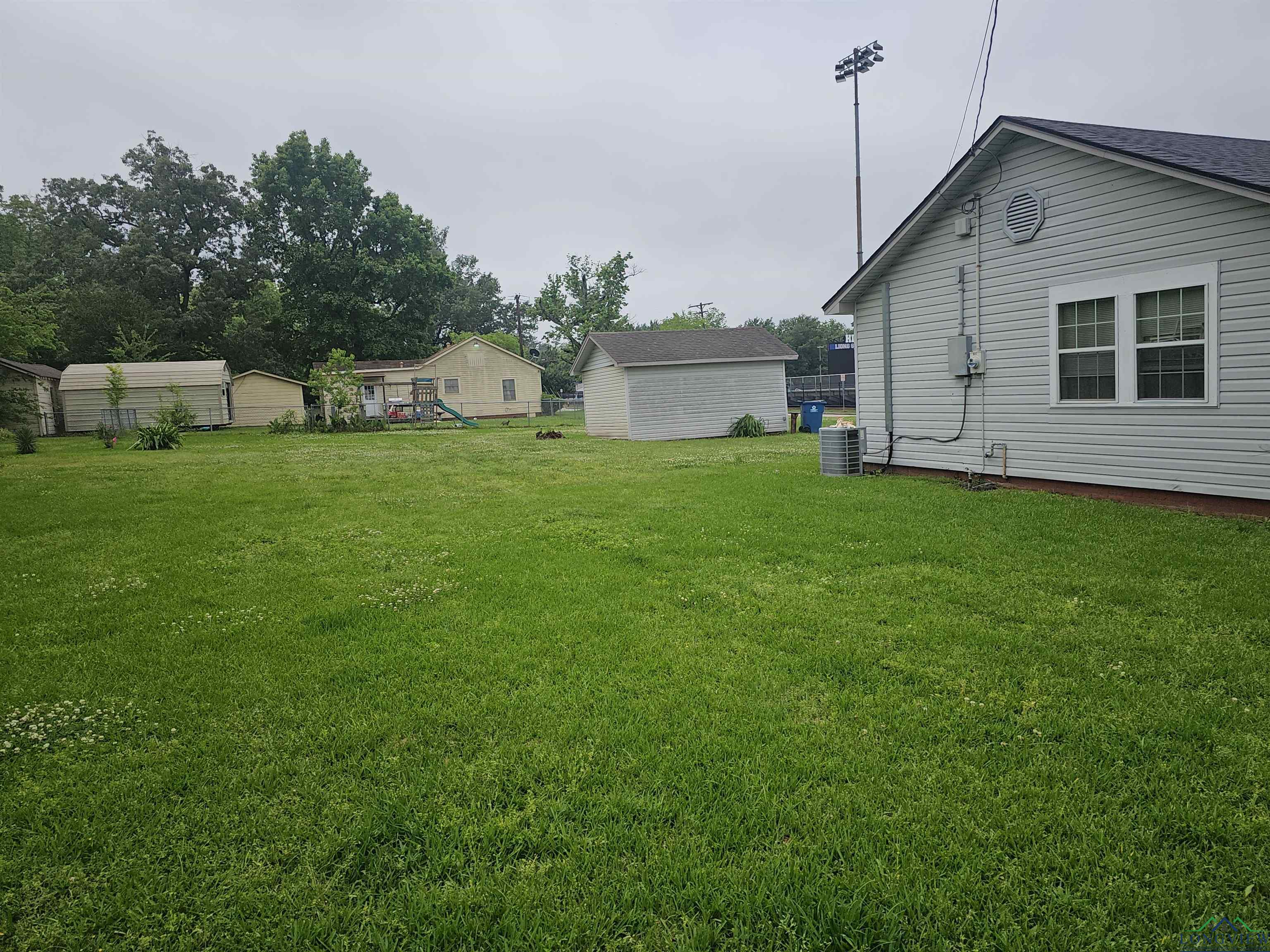 411 Sunset Avenue, Henderson, Texas image 11