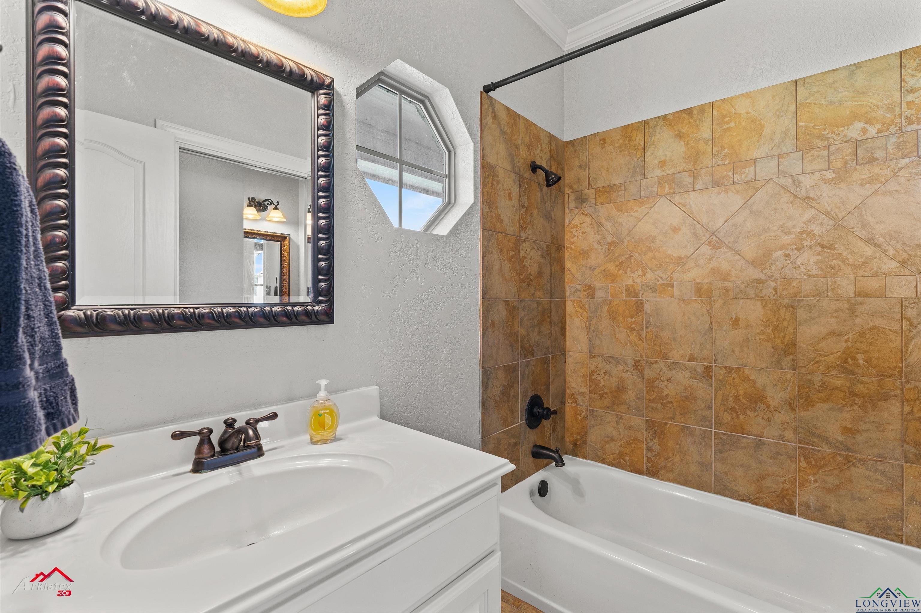300 Cypress Creek Rd, Diana, Texas image 17