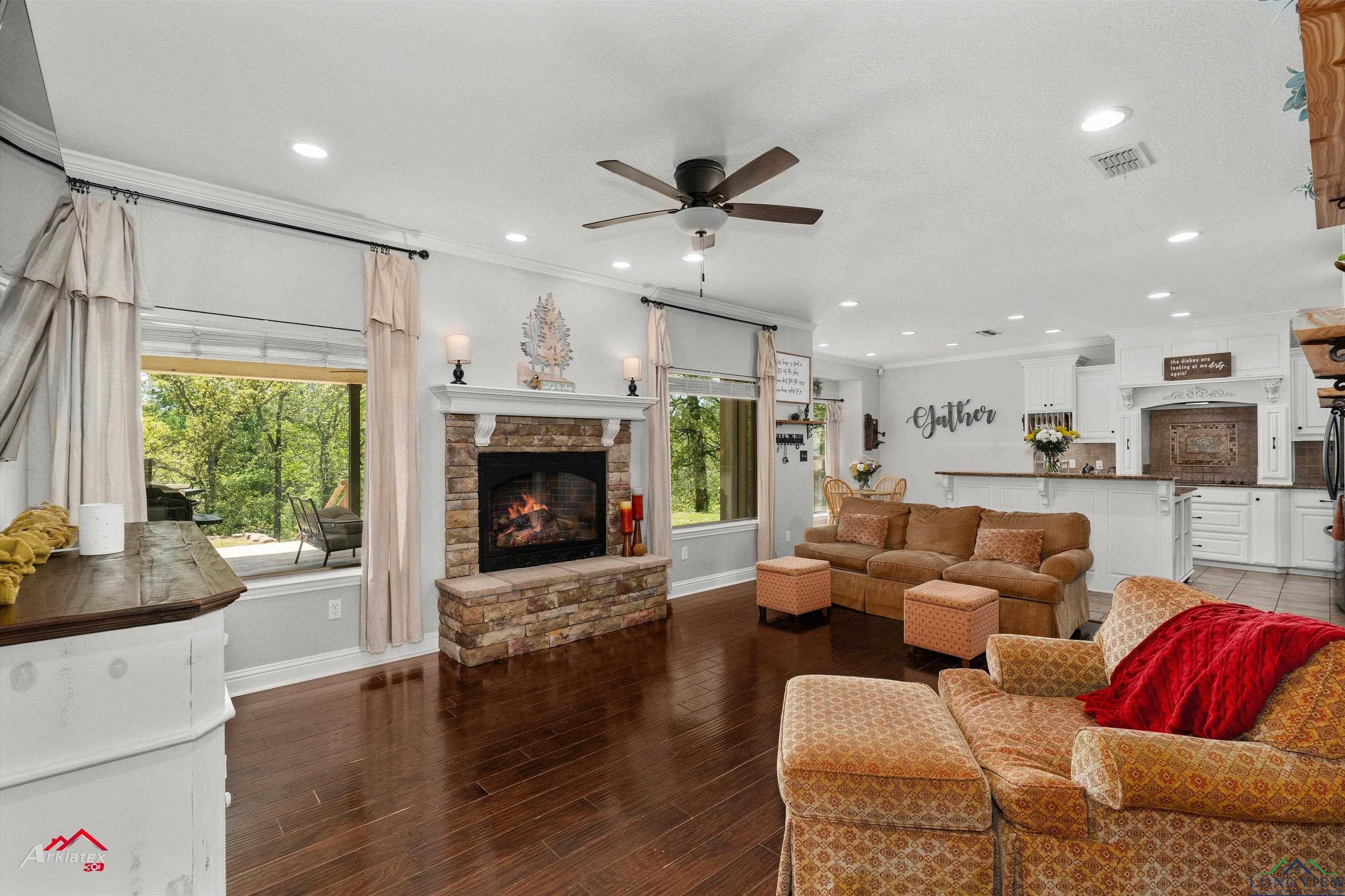 300 Cypress Creek Rd, Diana, Texas image 3