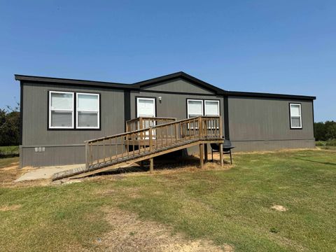 Mobile Home For Sale - 39 Cr 1206<br/> Daingerfield, TX 75638