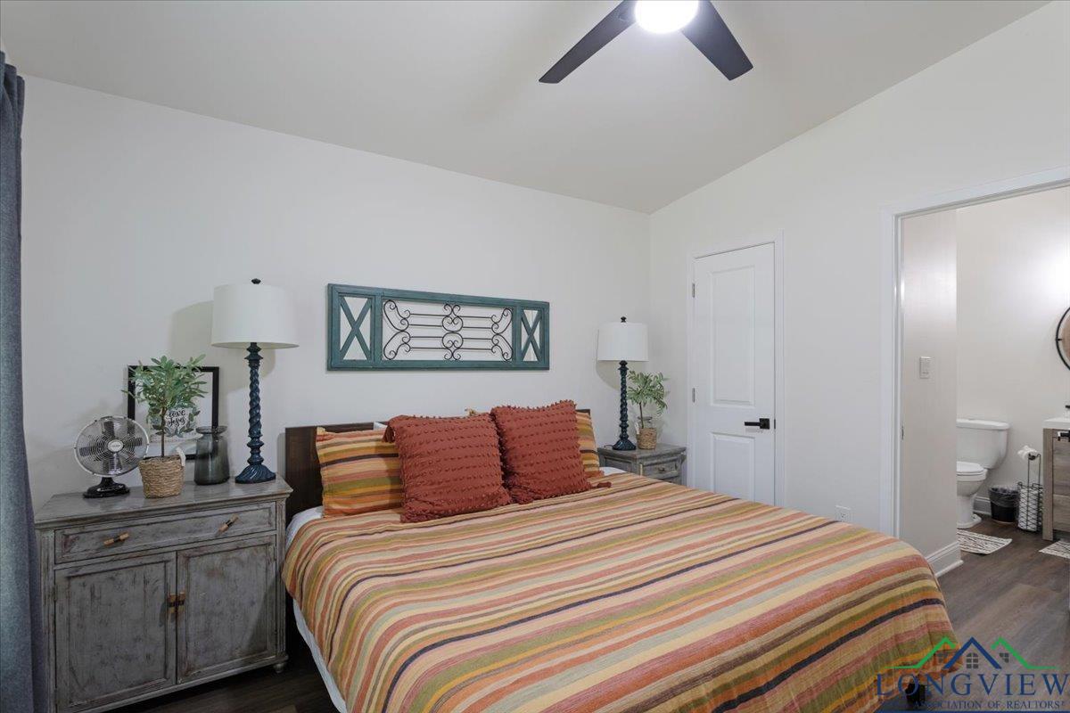 299 Southshore Drive, Lone Star, Texas image 16