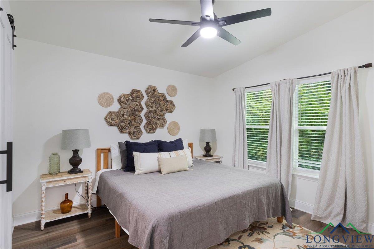 299 Southshore Drive, Lone Star, Texas image 13